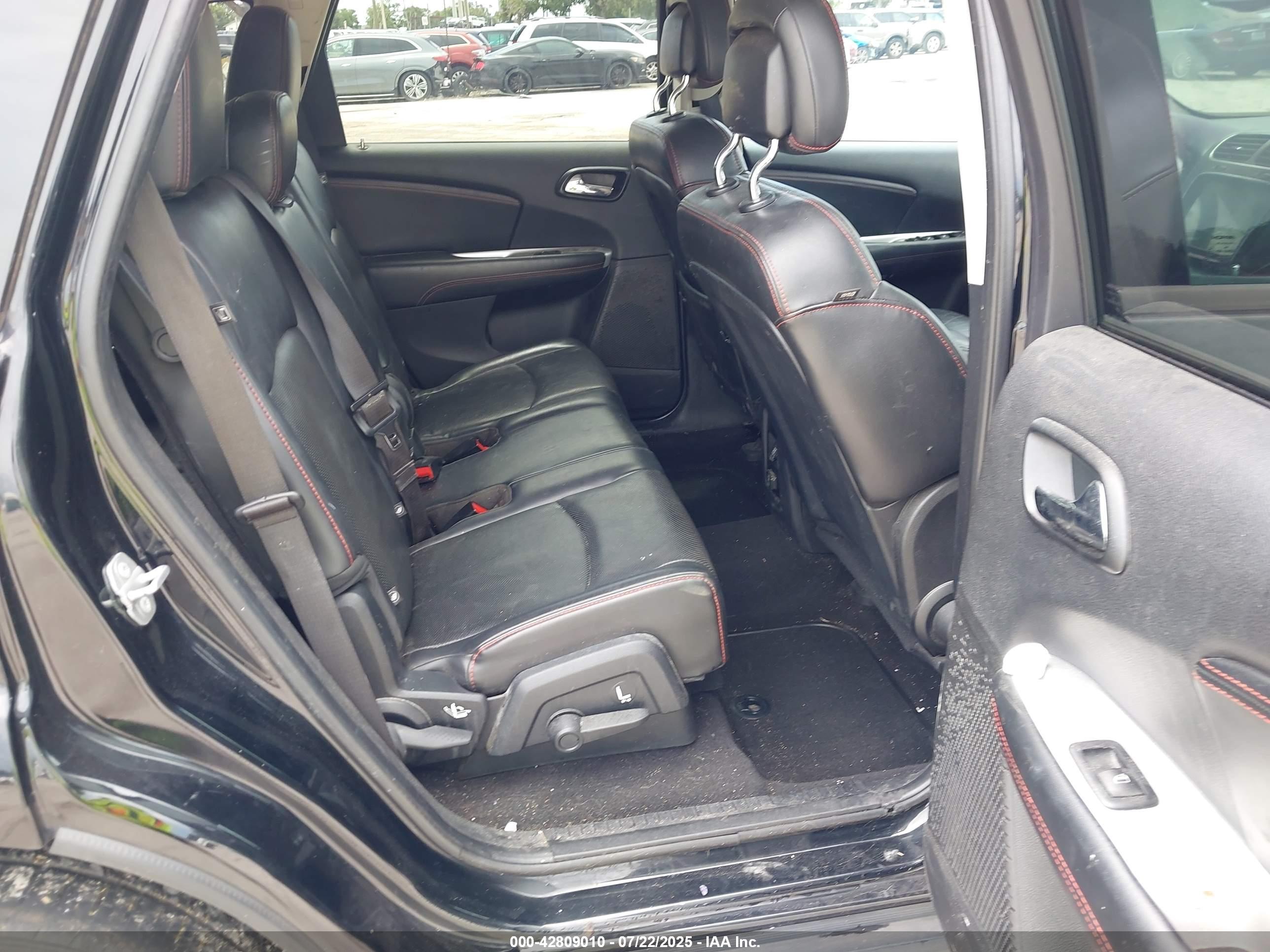 DODGE JOURNEY image 8