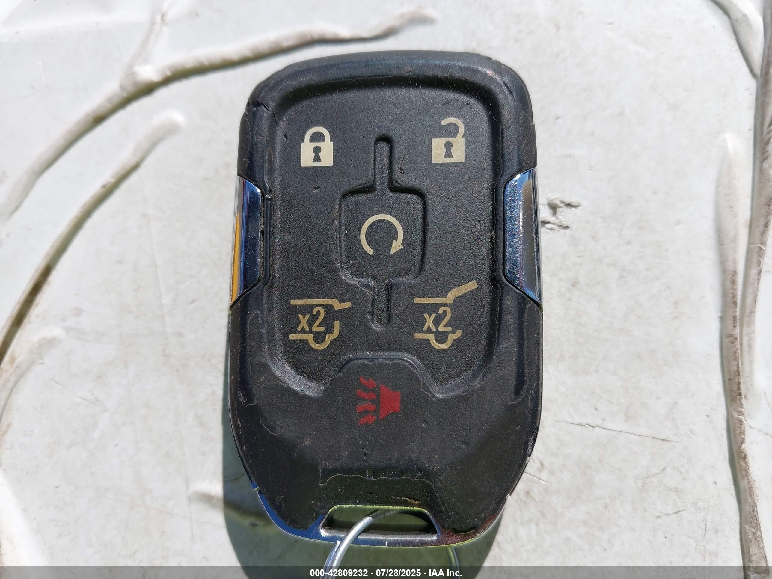 GMC YUKON image 11