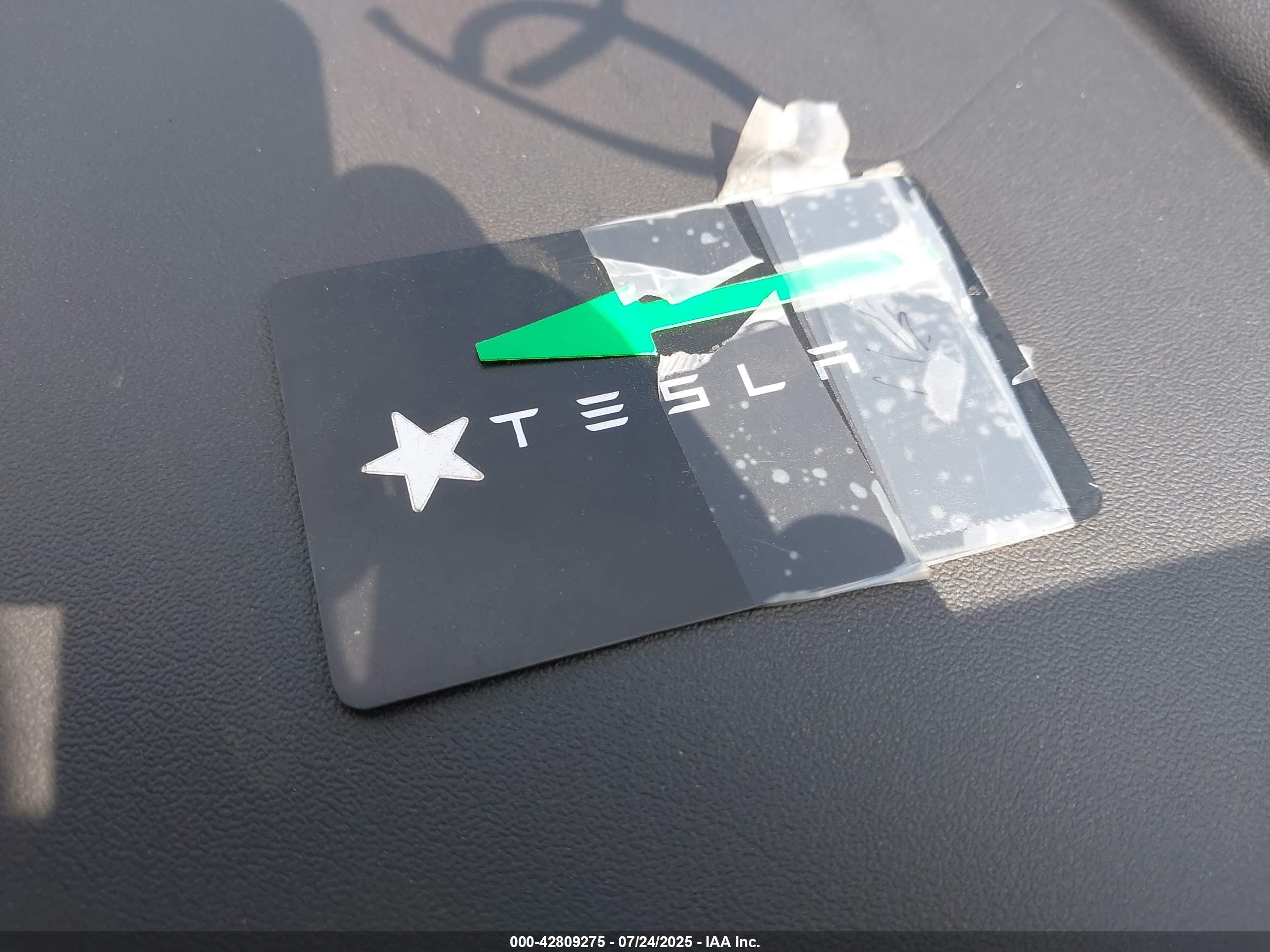 TESLA MODEL image 11