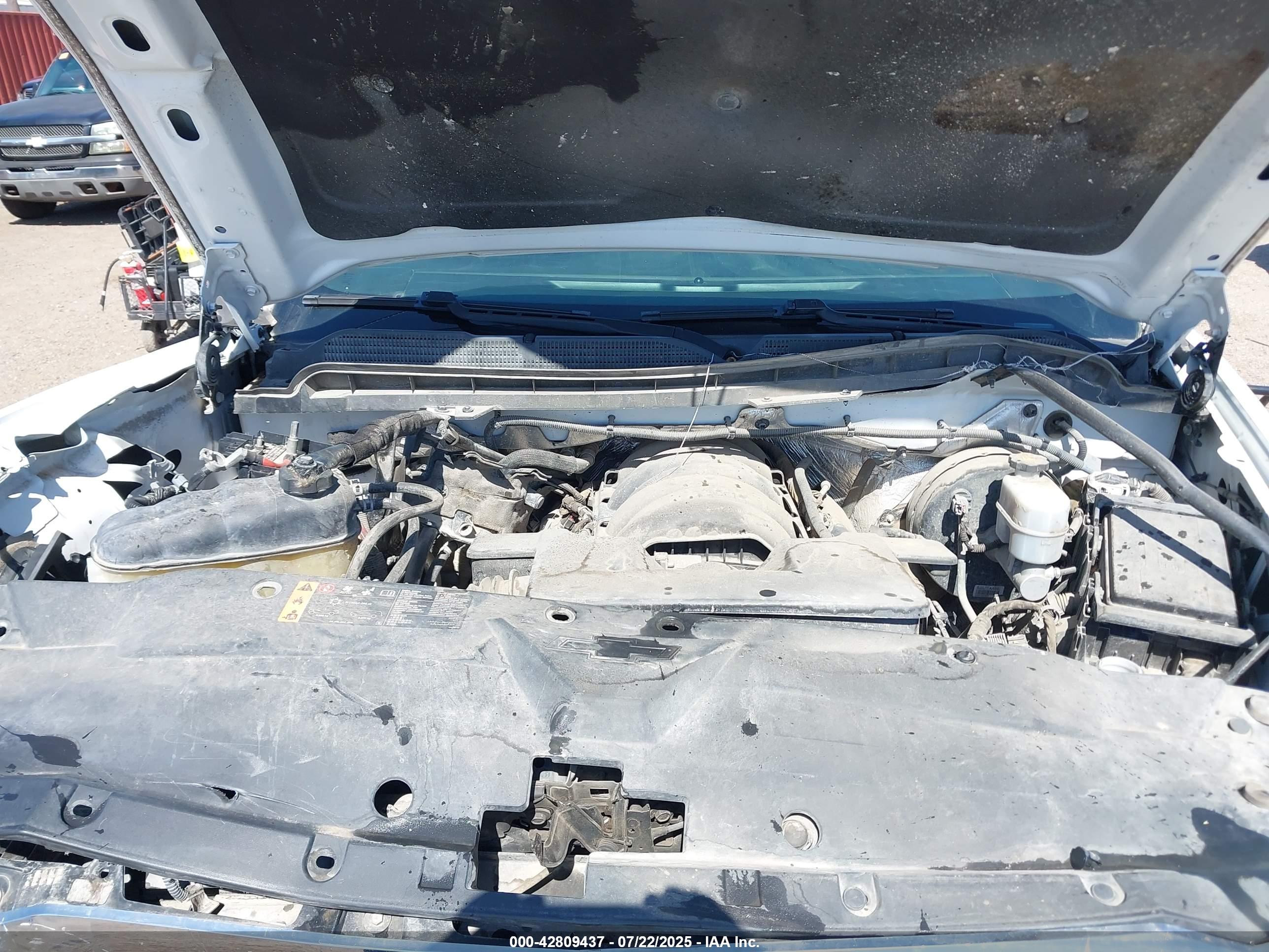 CHEVROLET SILVERADO image 10
