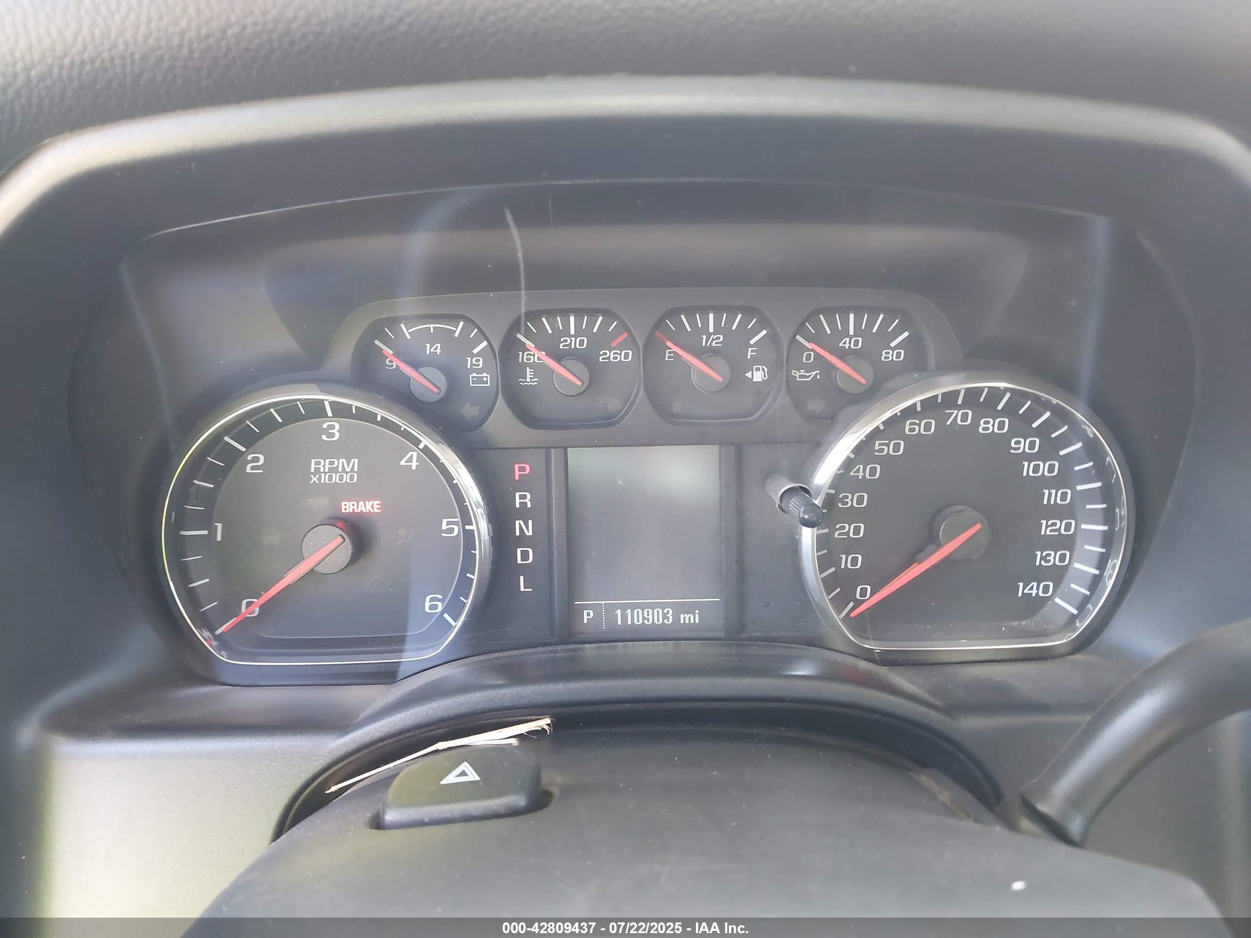 CHEVROLET SILVERADO image 7