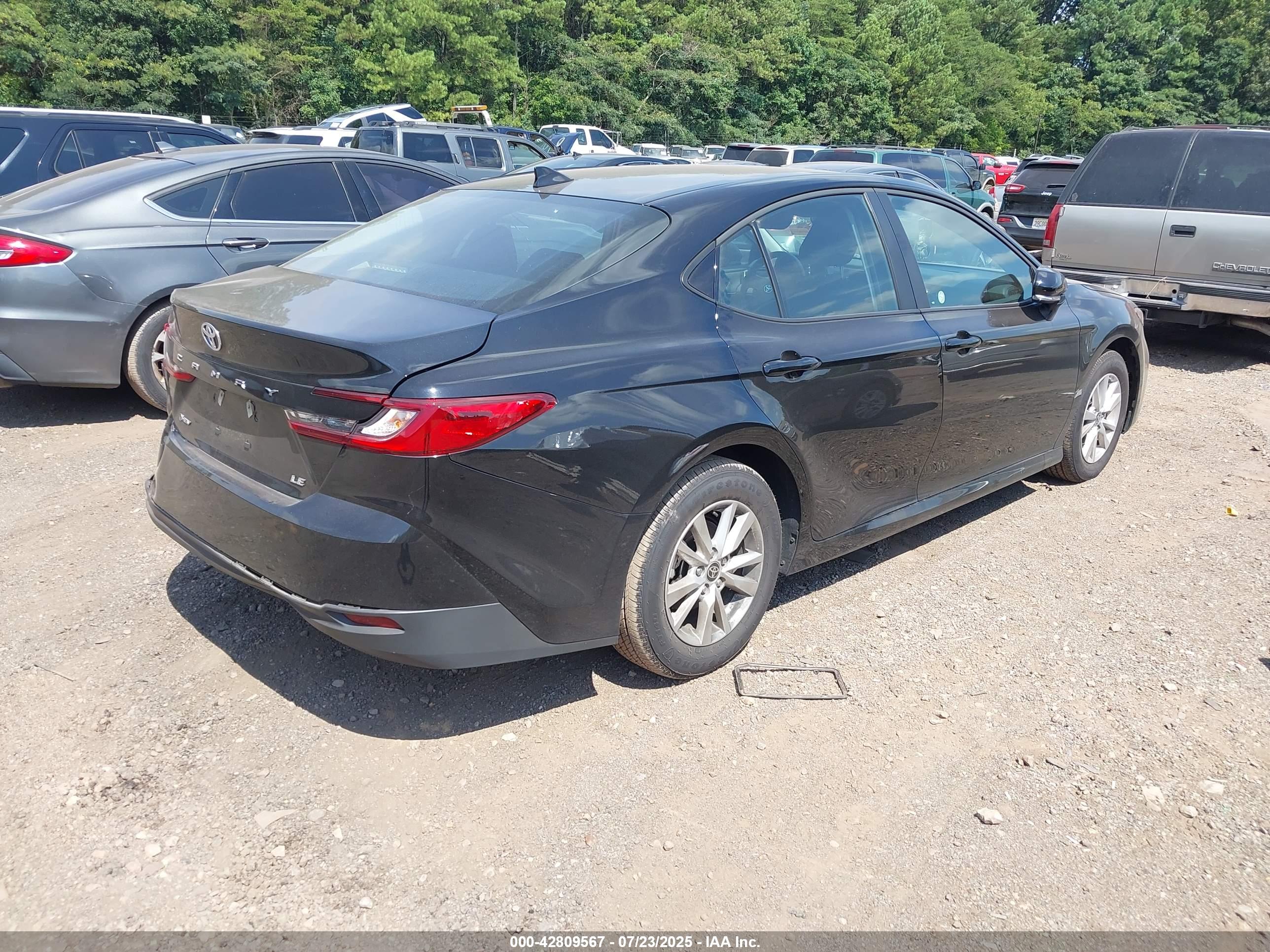 TOYOTA CAMRY image 4