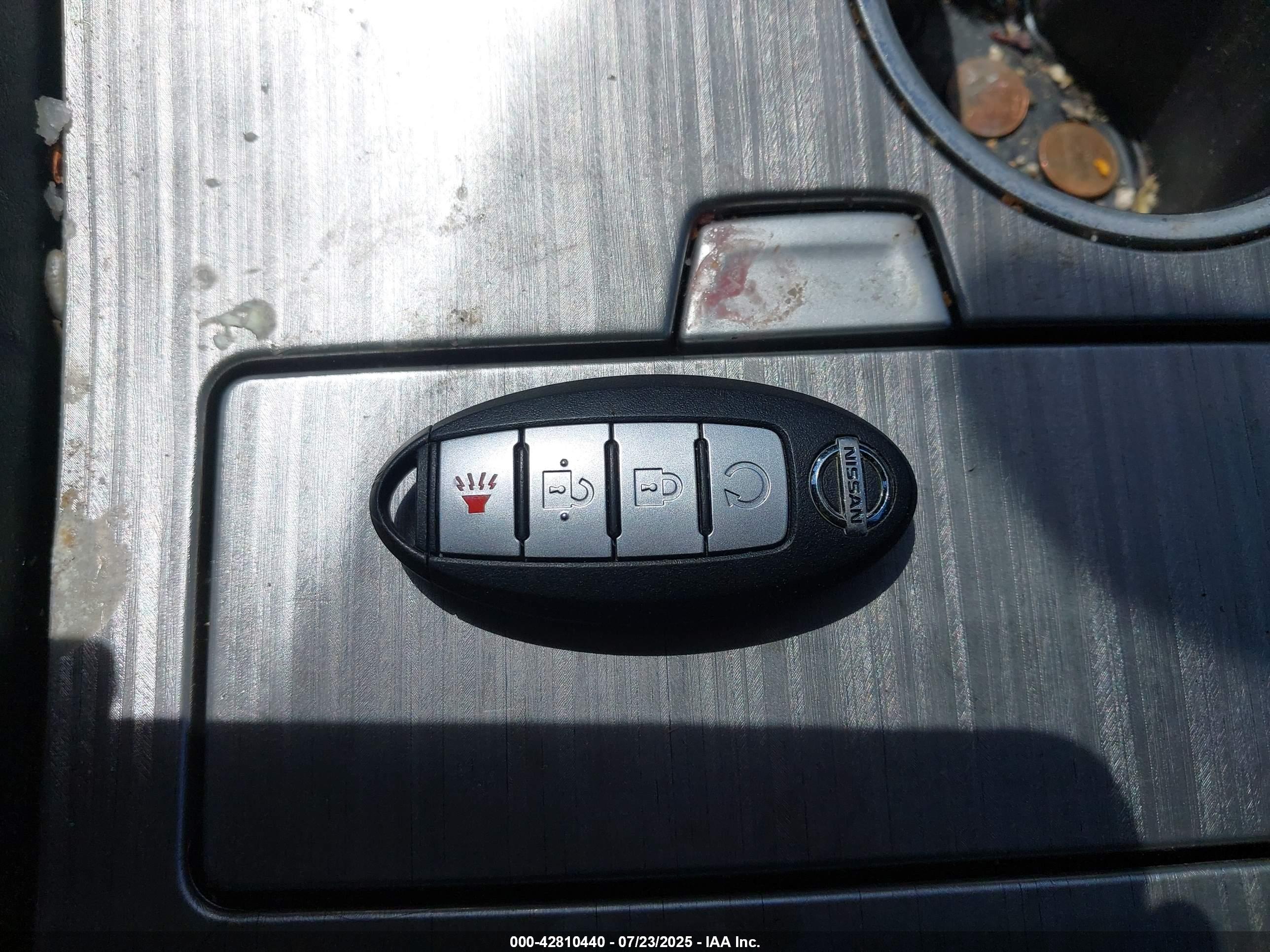 NISSAN MURANO image 11