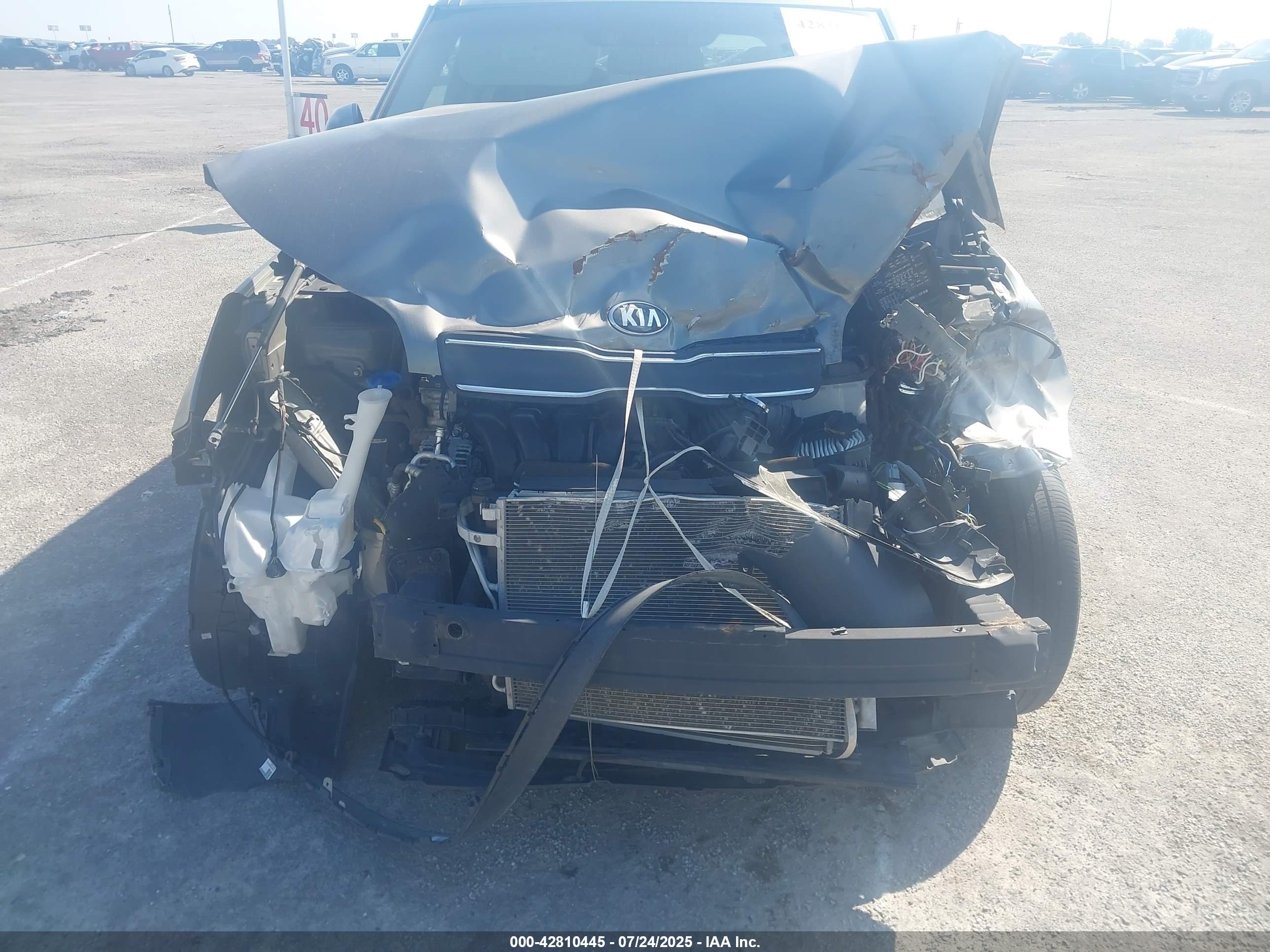 KIA SOUL image 10