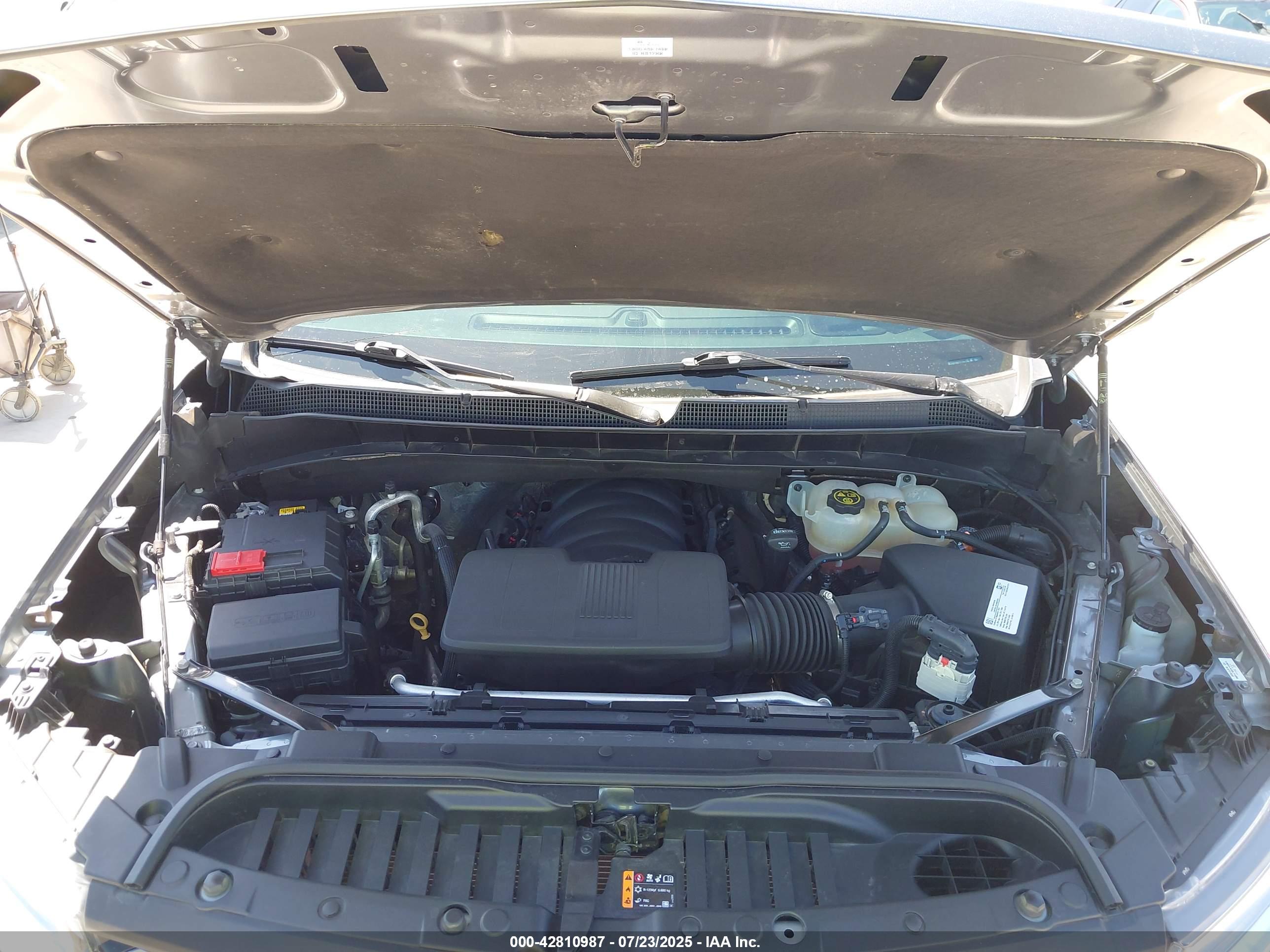 CHEVROLET SILVERADO image 10