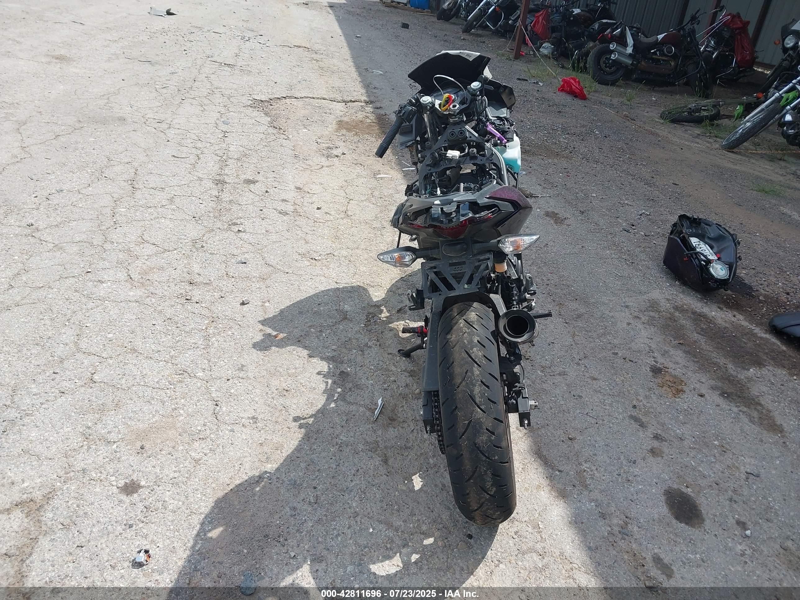 KAWASAKI EX500 image 6