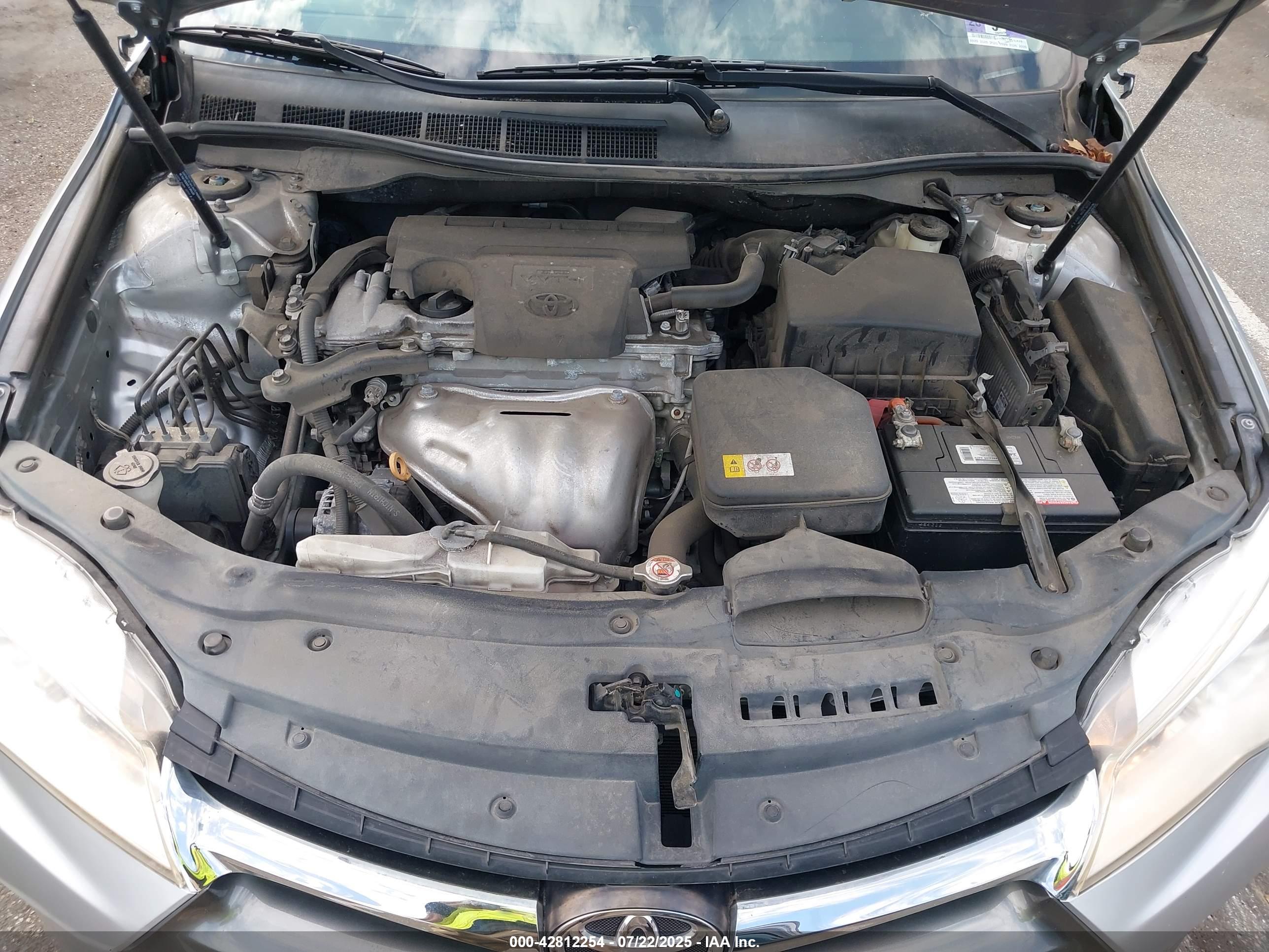 TOYOTA CAMRY image 10
