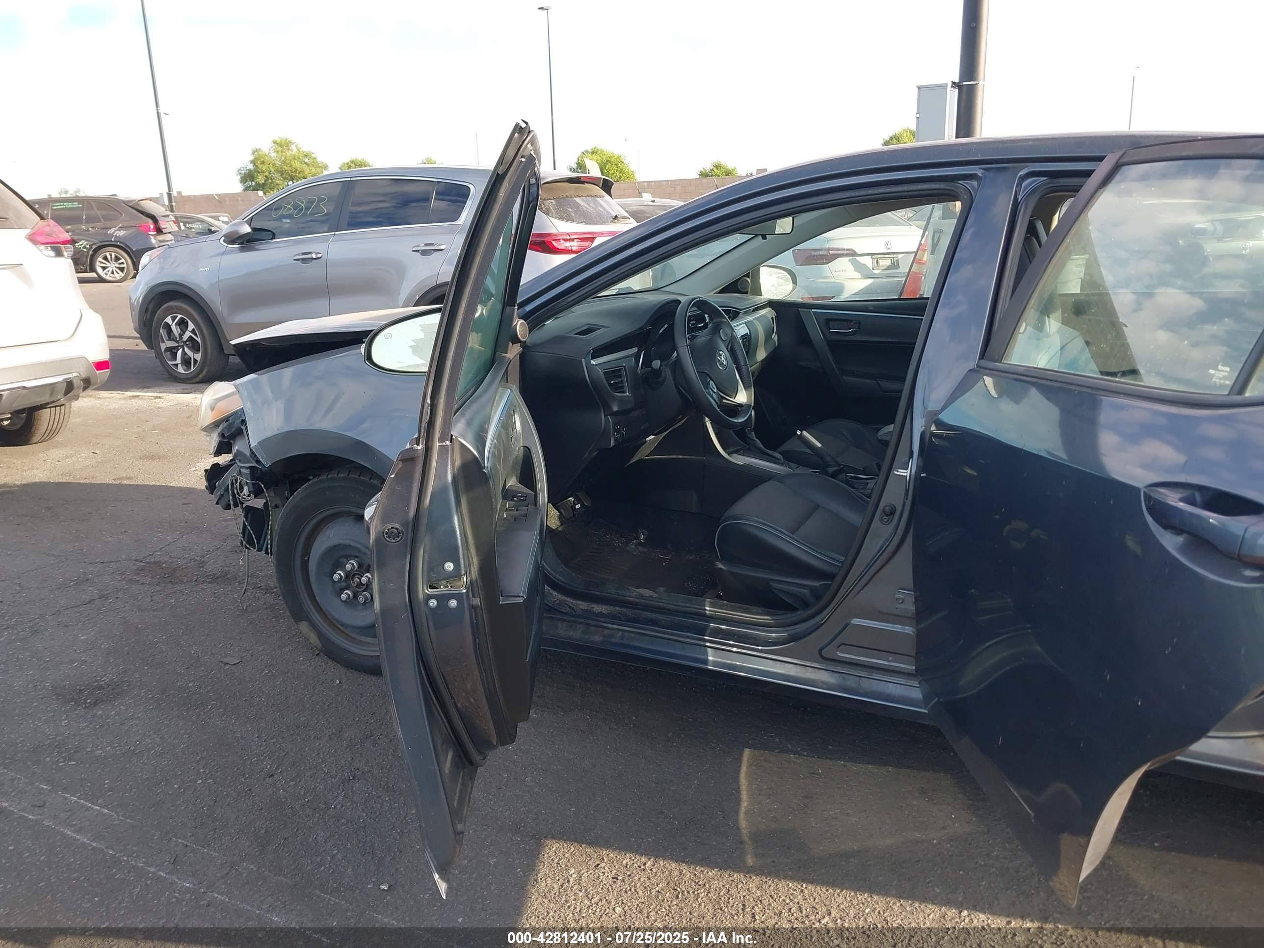TOYOTA COROLLA image 5