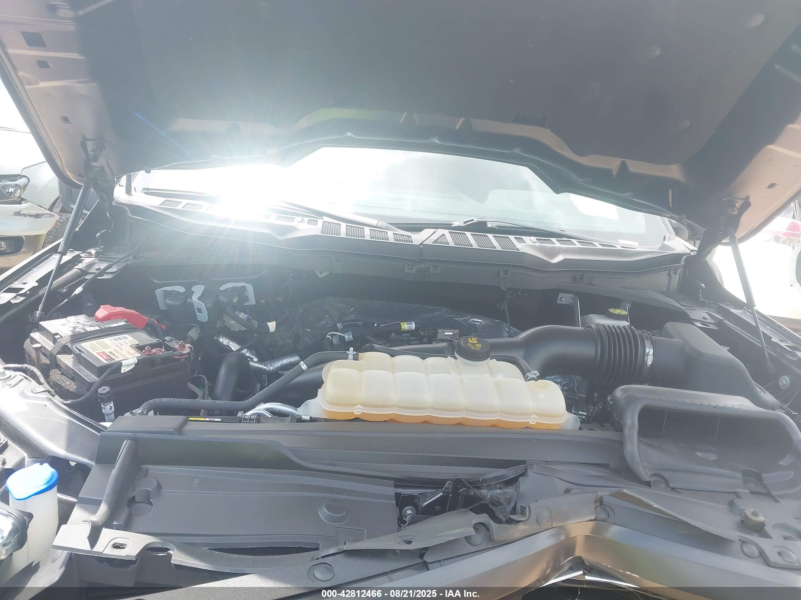 FORD F-150 image 10