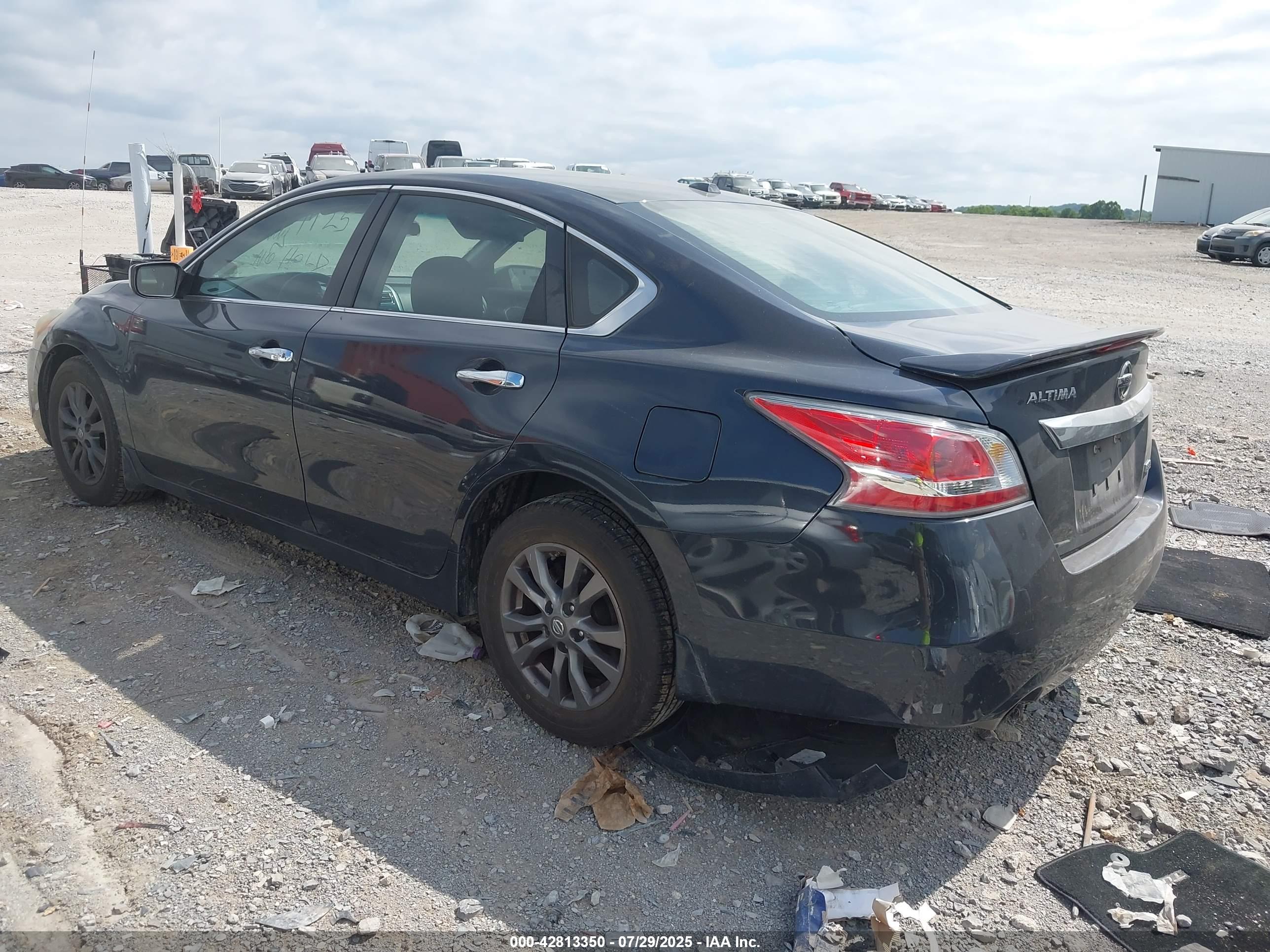 NISSAN ALTIMA image 3