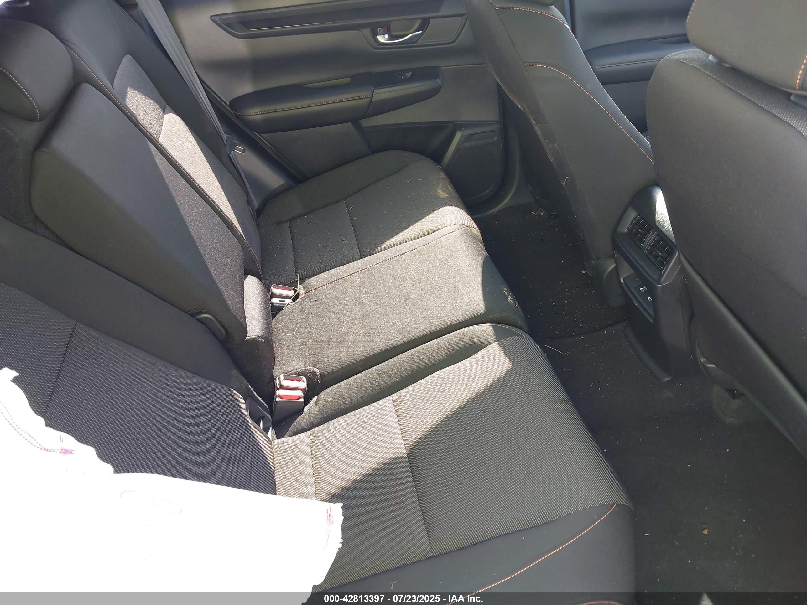 HONDA CR-V image 8