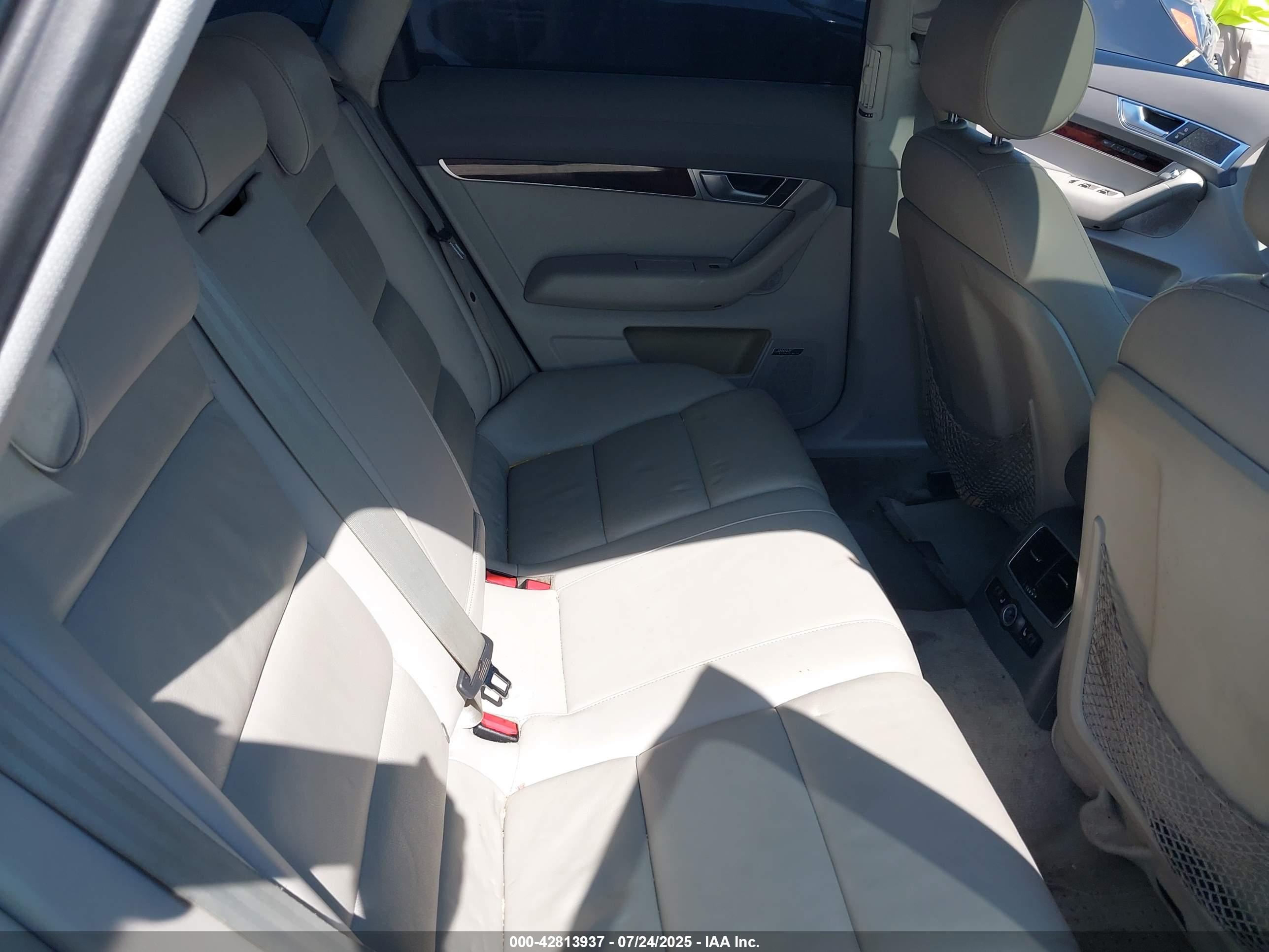 AUDI A6 image 8