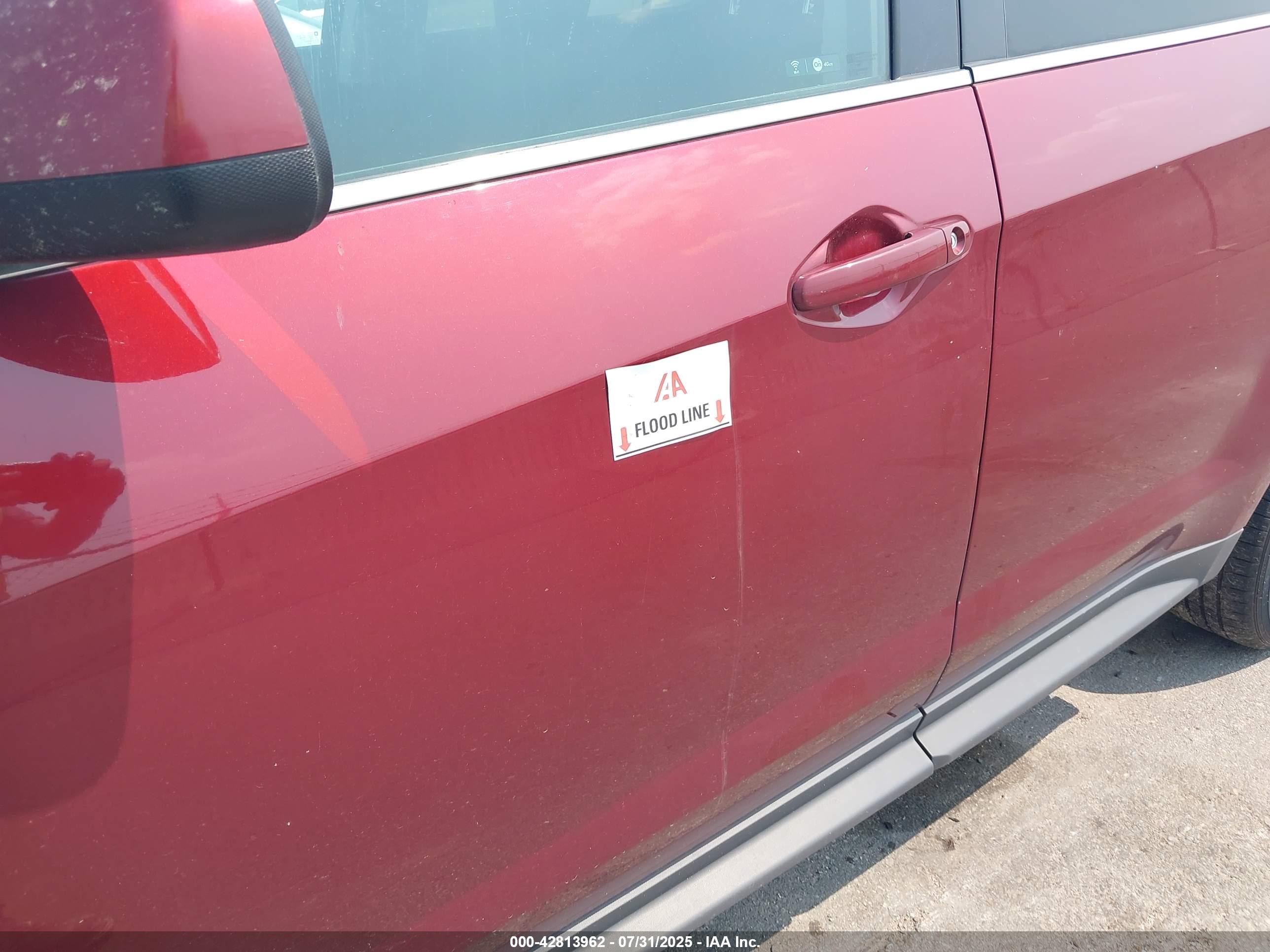 CHEVROLET EQUINOX image 6