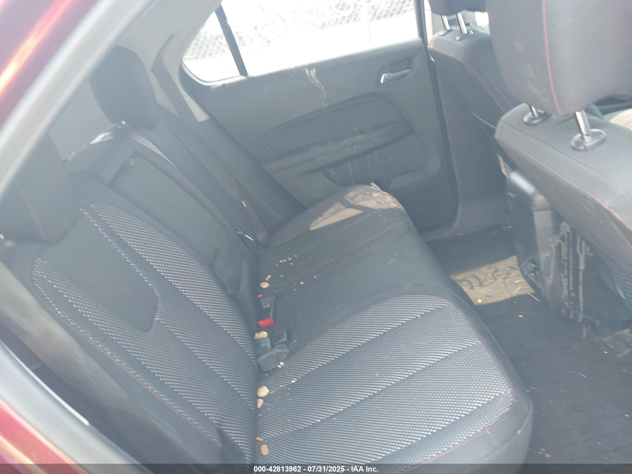 CHEVROLET EQUINOX image 8