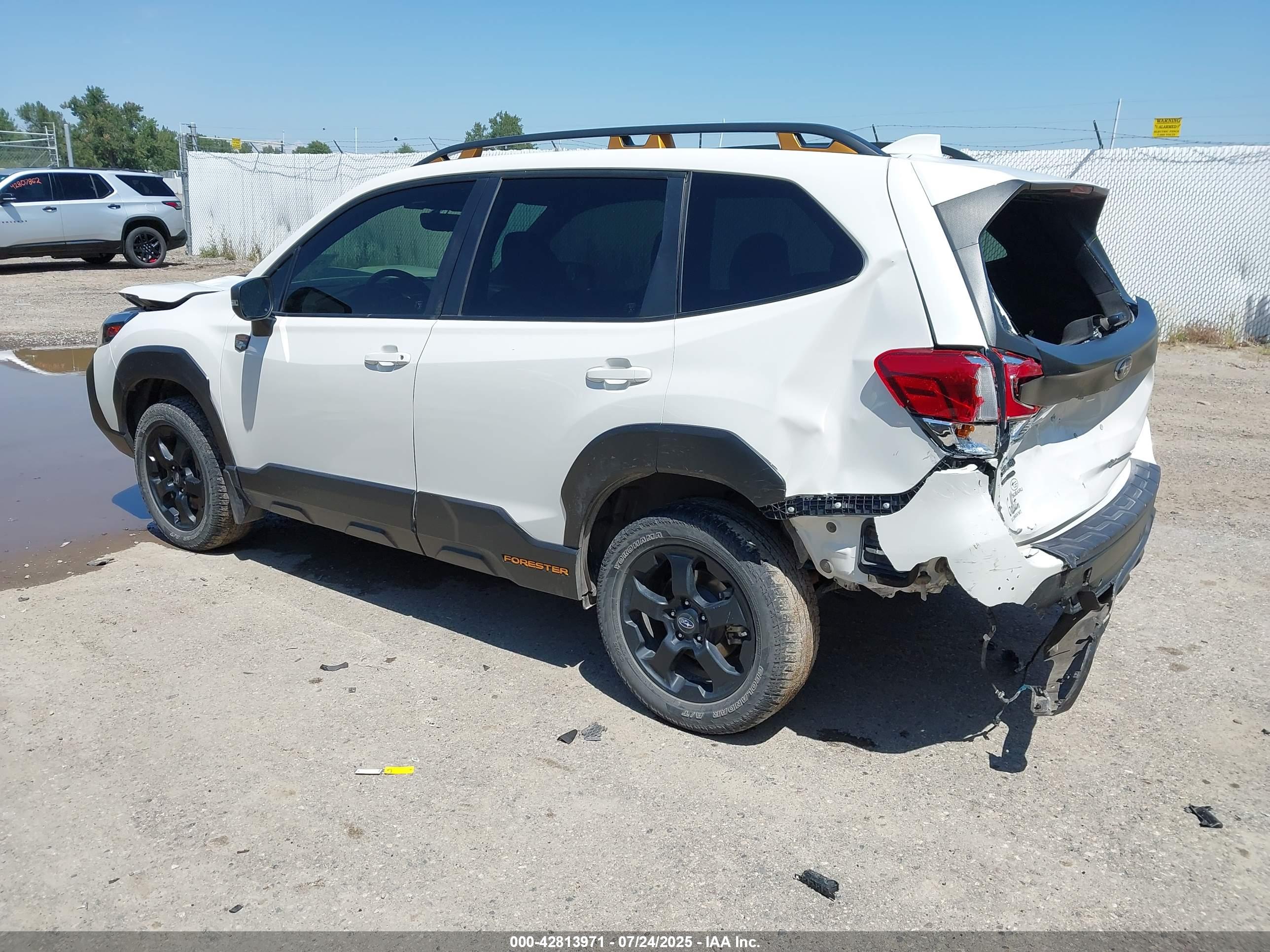 SUBARU FORESTER image 3