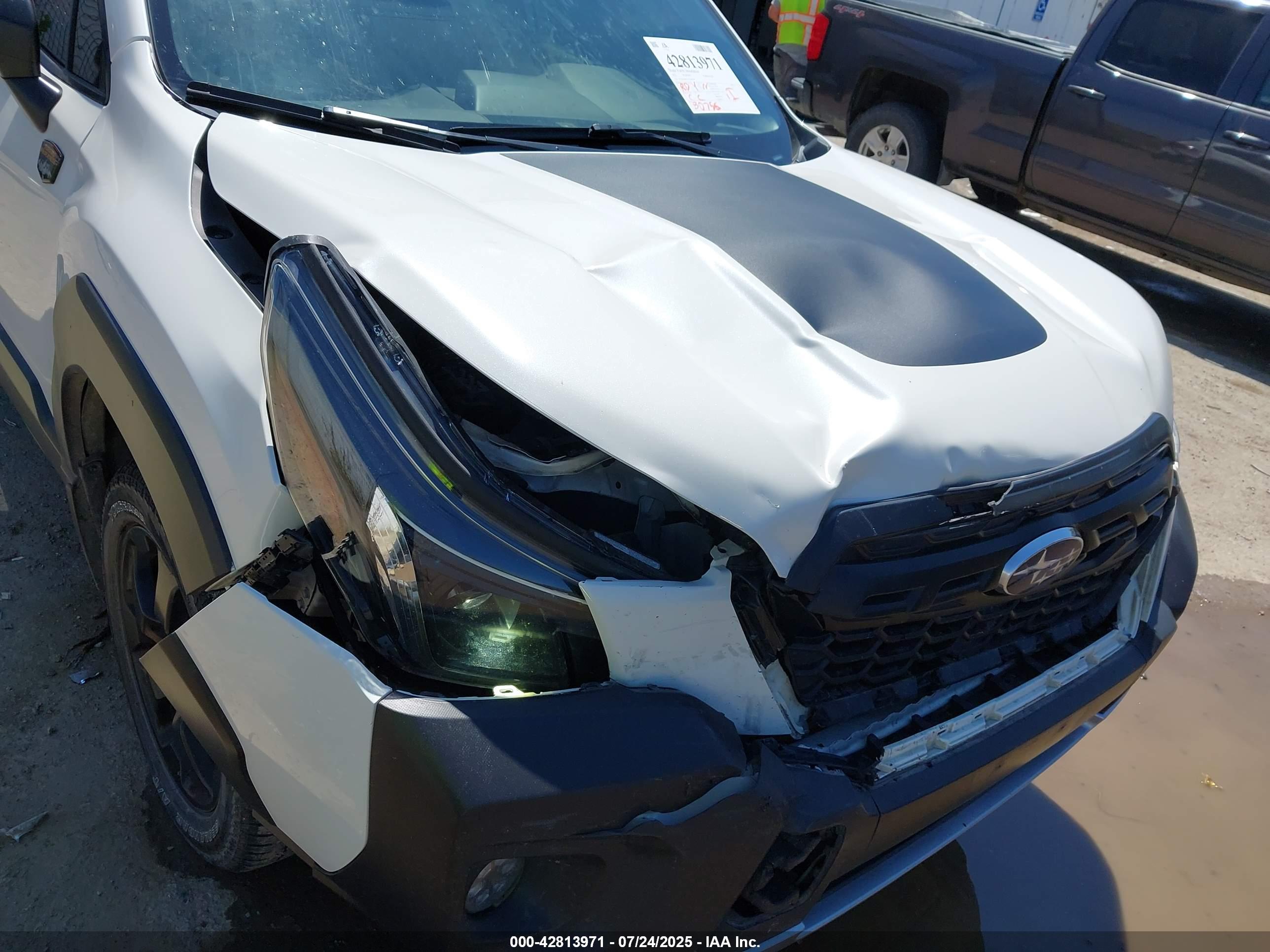 SUBARU FORESTER image 6