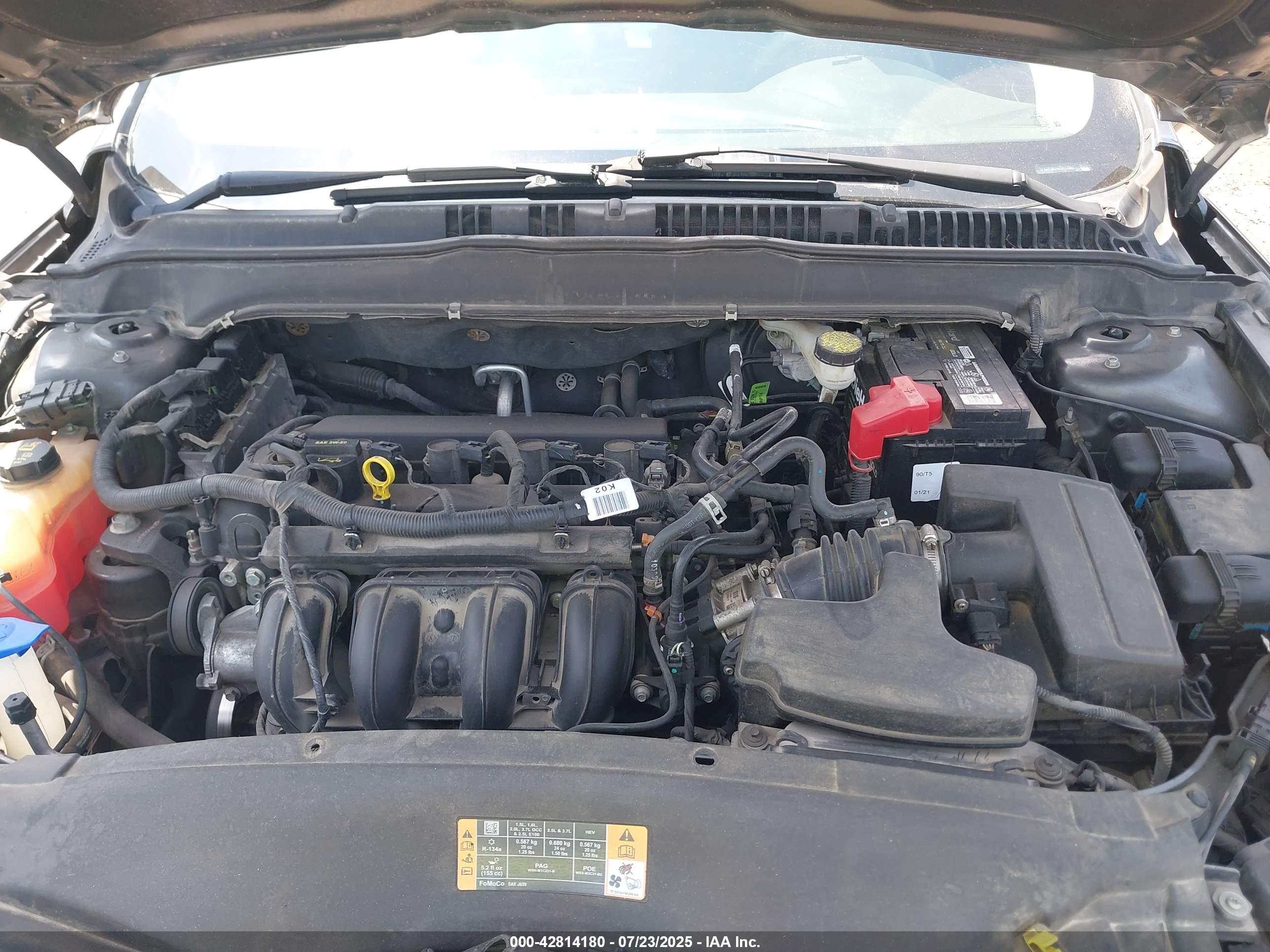 FORD FUSION image 10