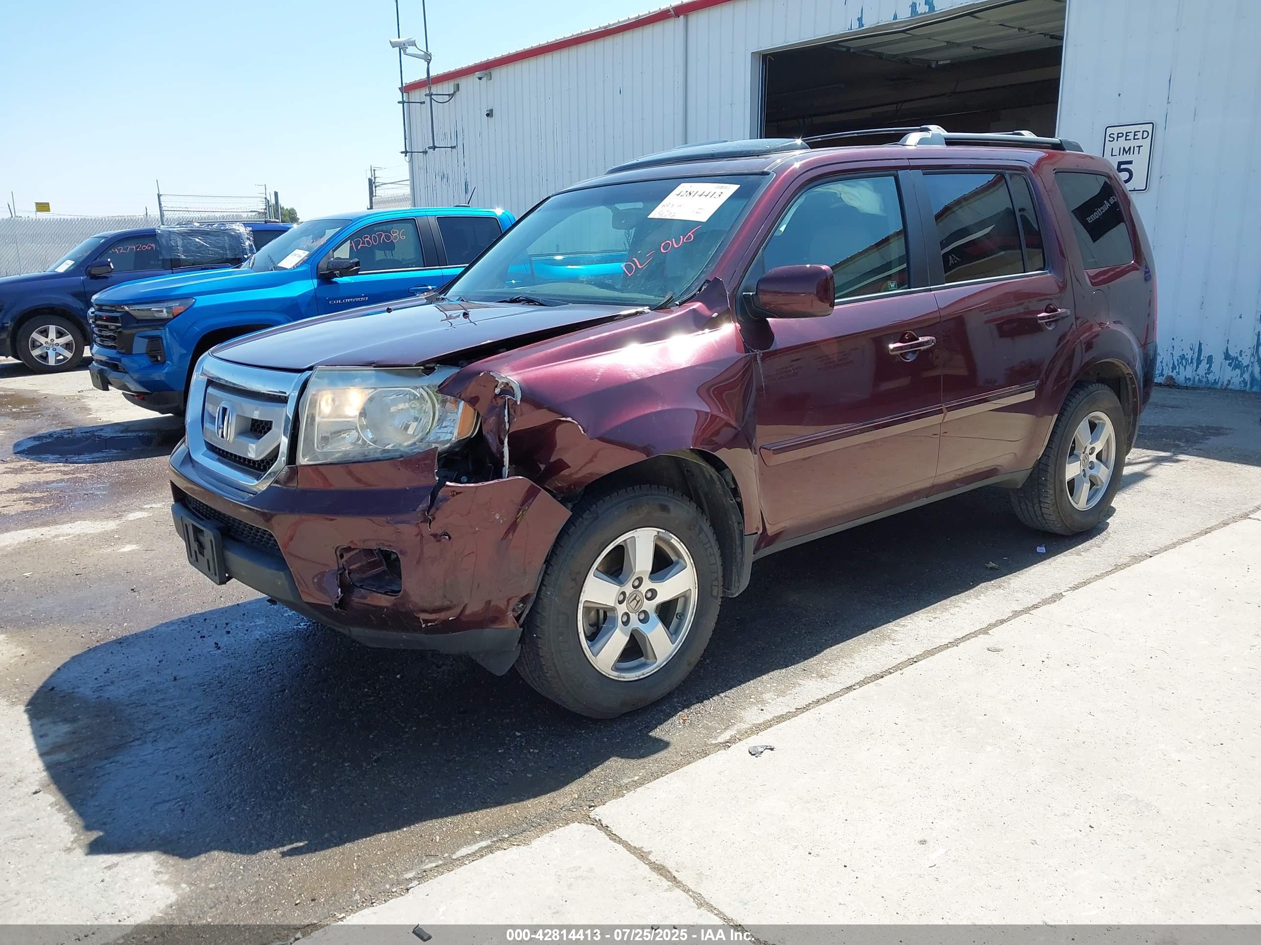 HONDA PILOT image 2