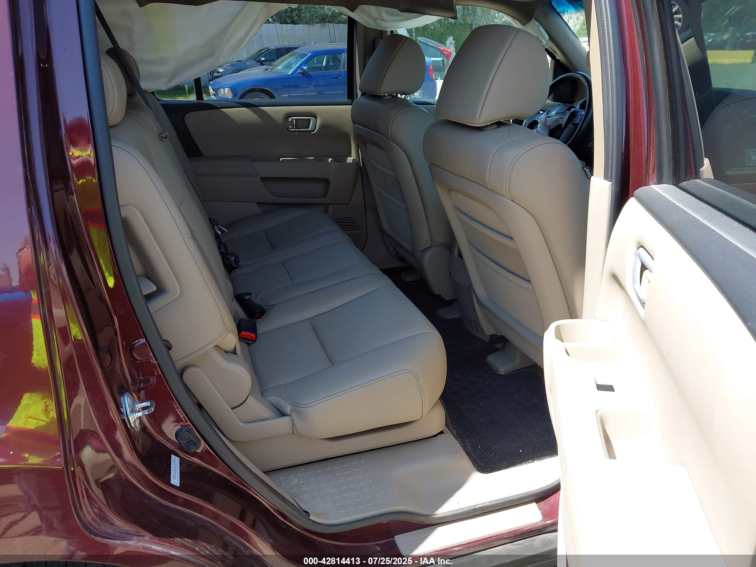 HONDA PILOT image 8