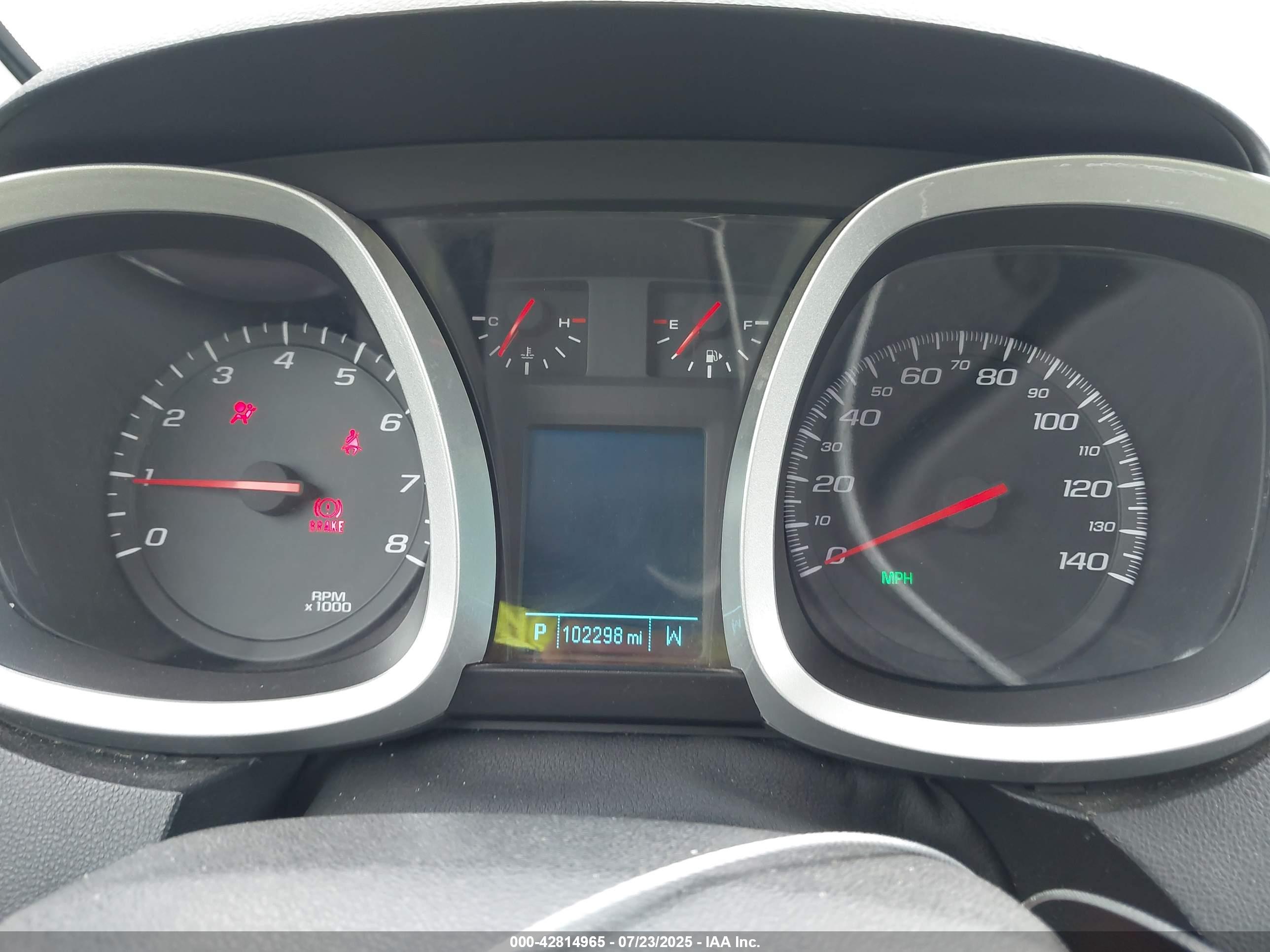 CHEVROLET EQUINOX image 7