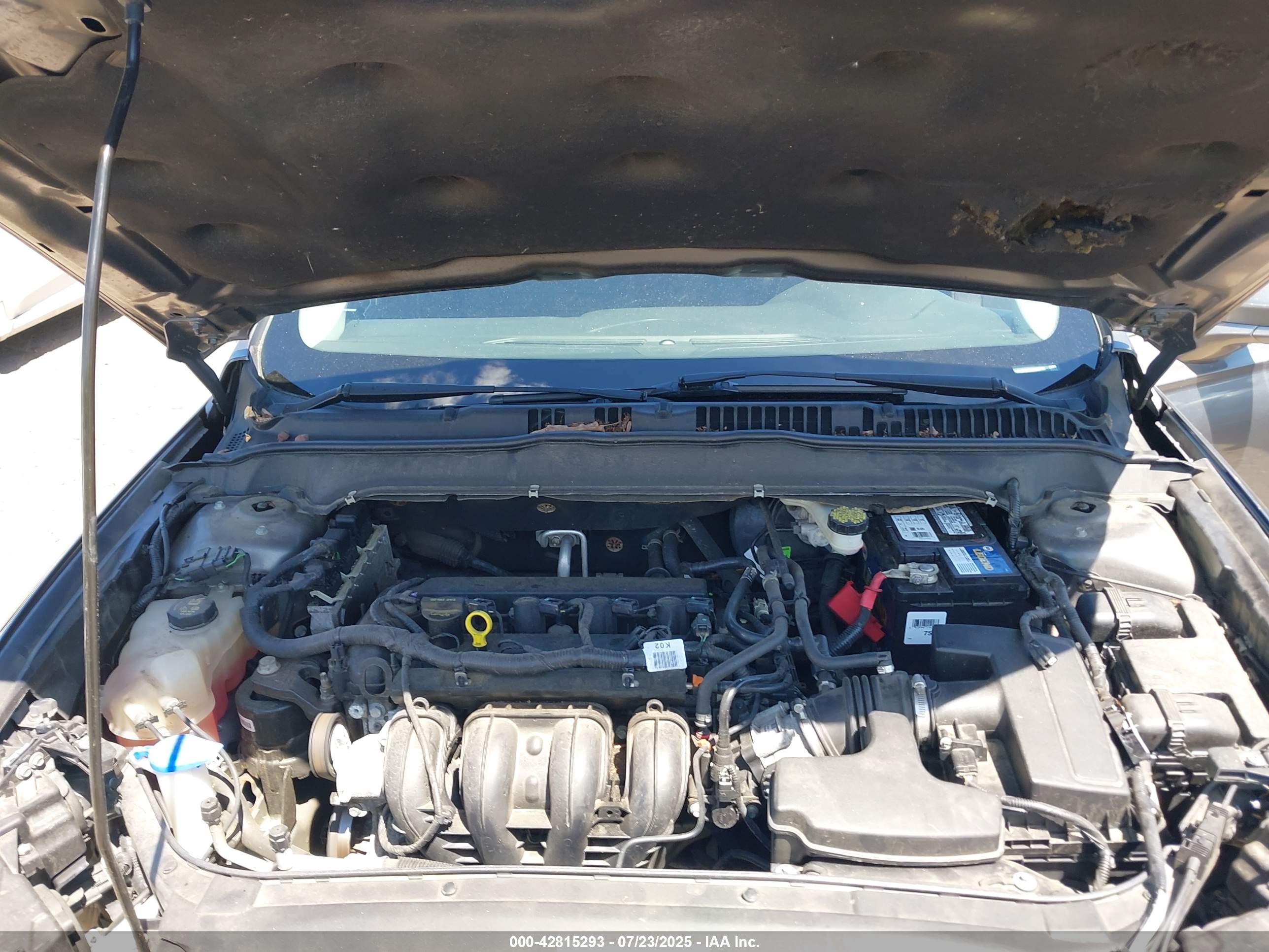 FORD FUSION image 10