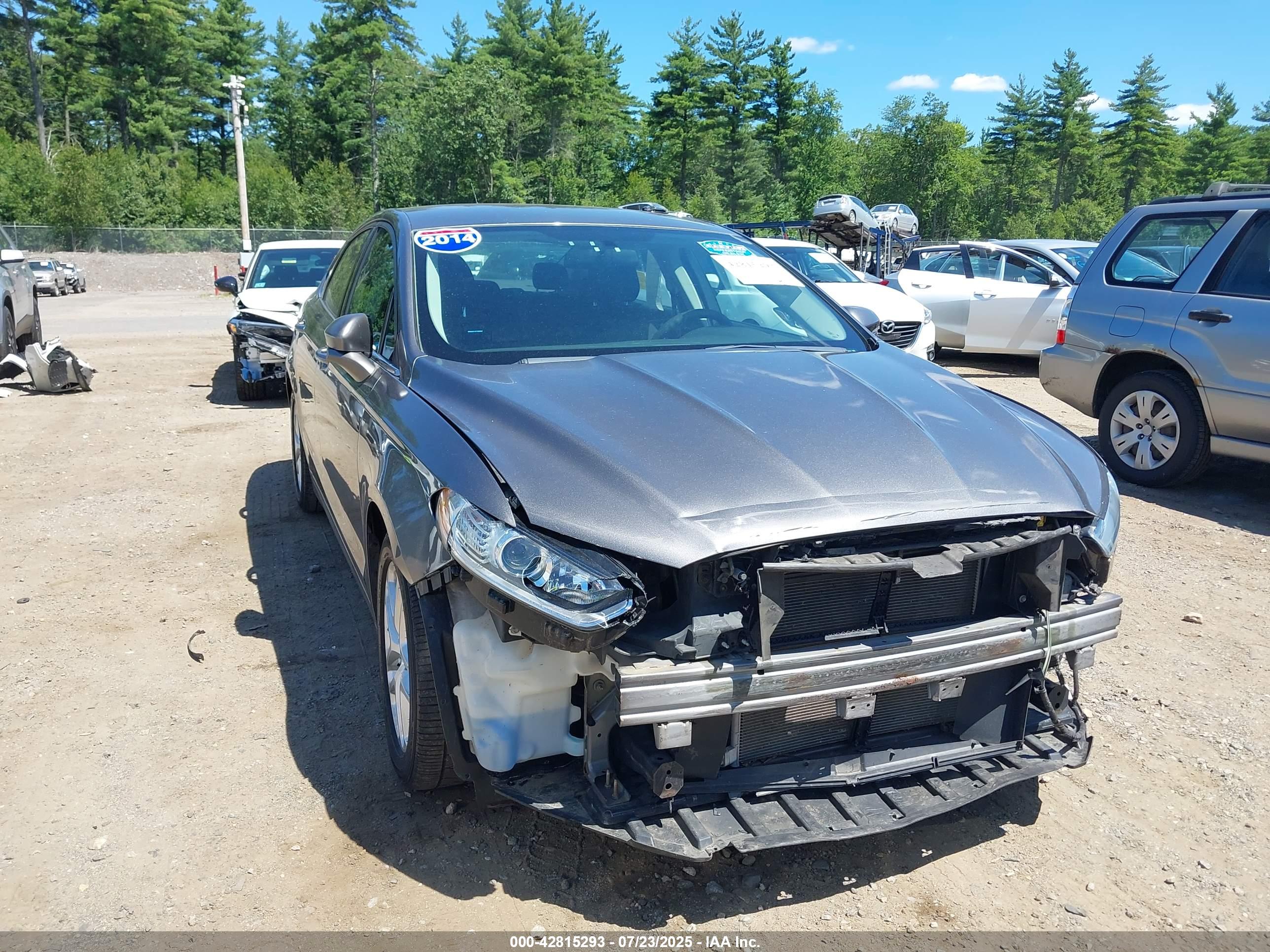 FORD FUSION image 6