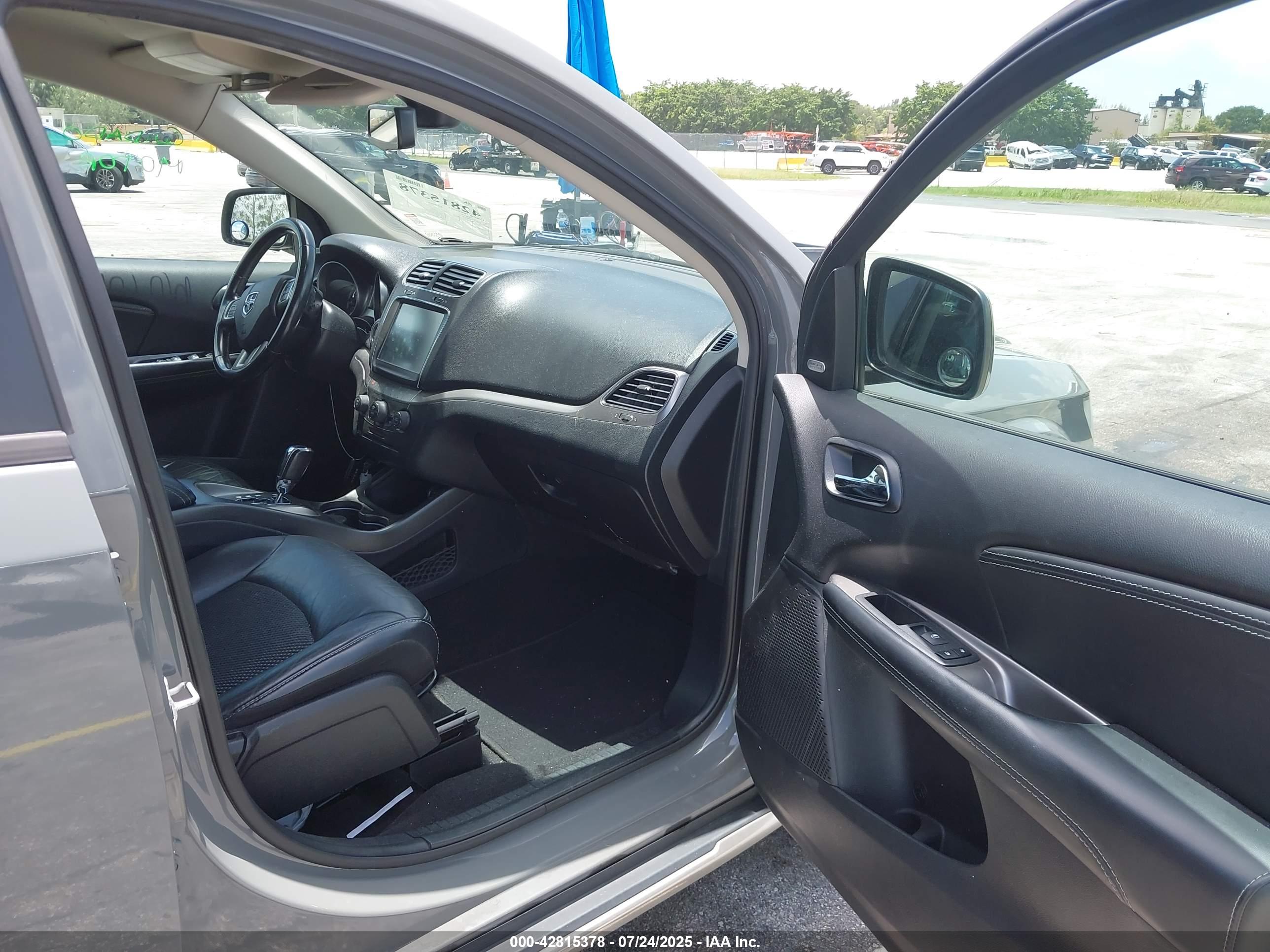 DODGE JOURNEY image 5