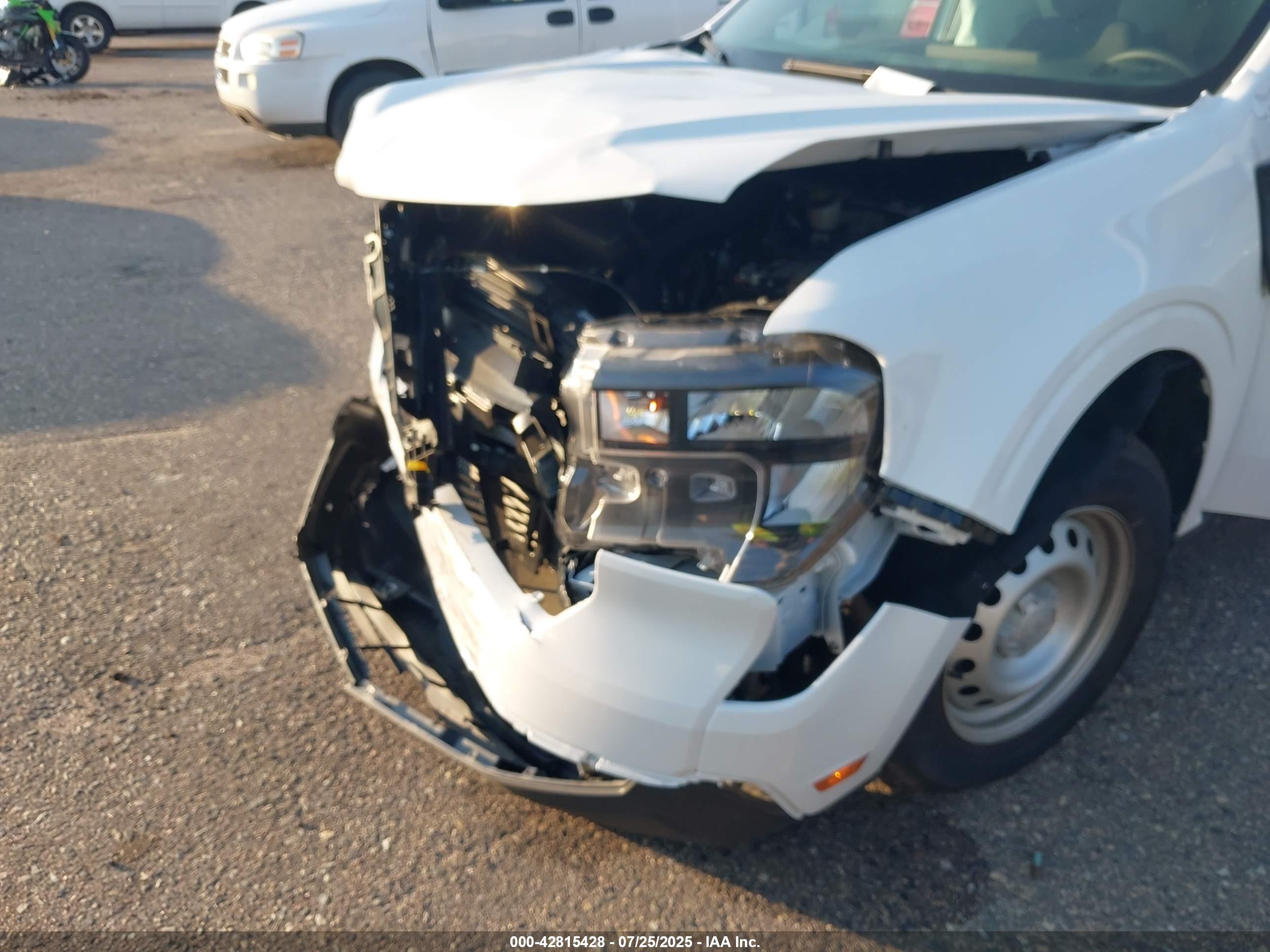 FORD MAVERICK image 6