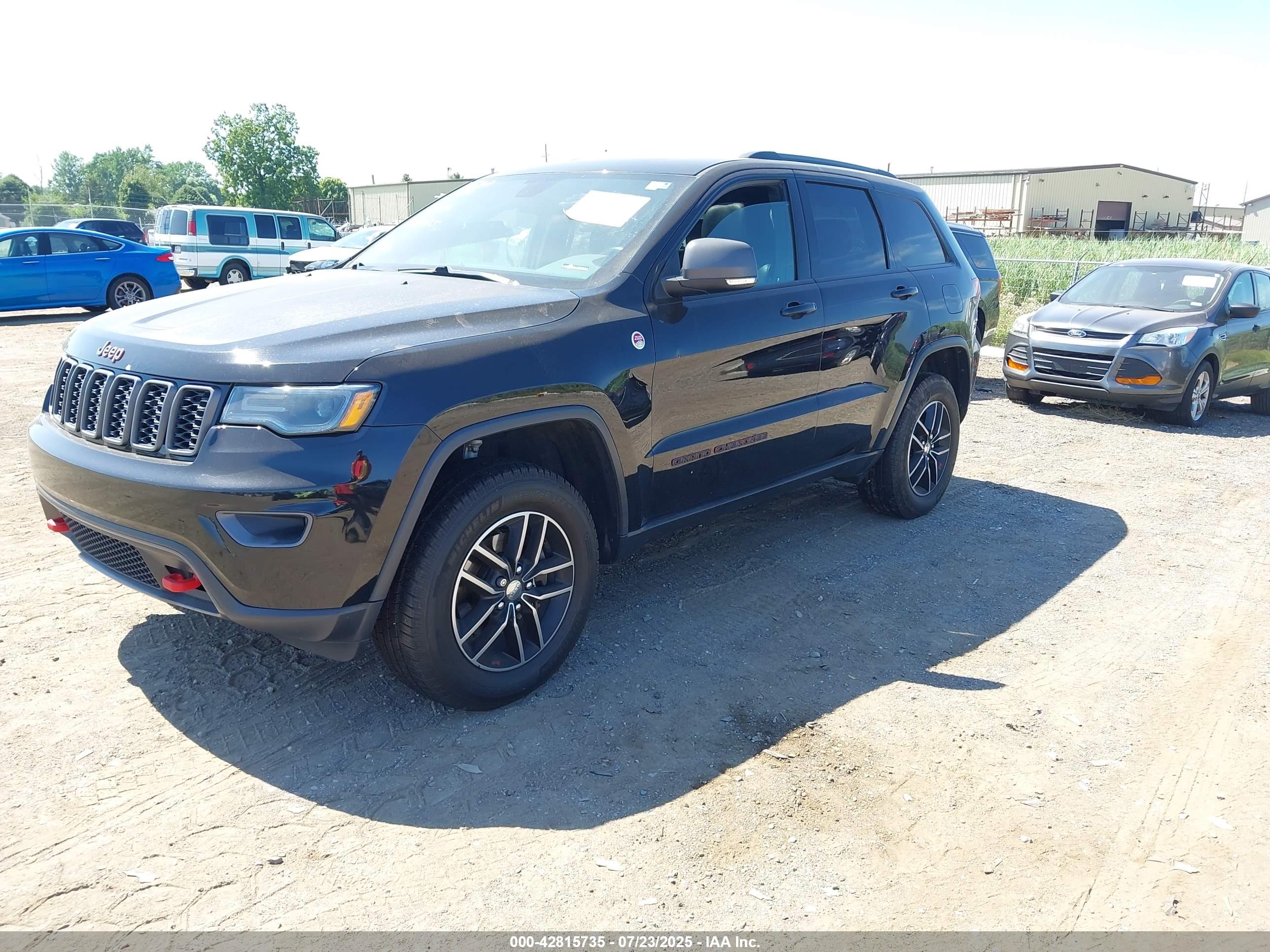 JEEP GRAND image 2