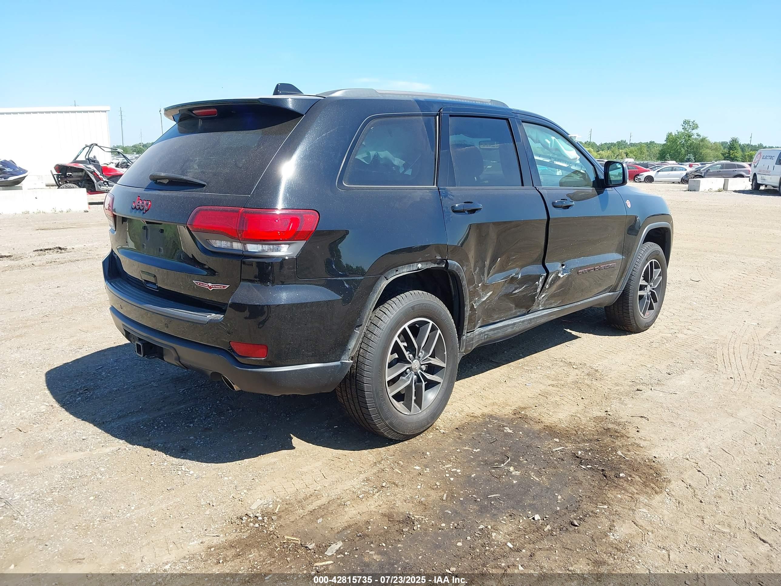 JEEP GRAND image 4