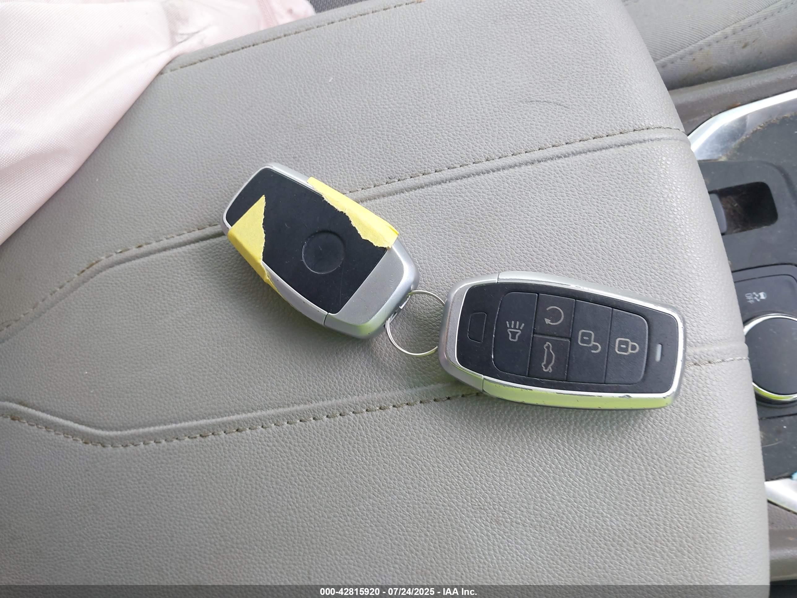 CHEVROLET TRAVERSE image 11