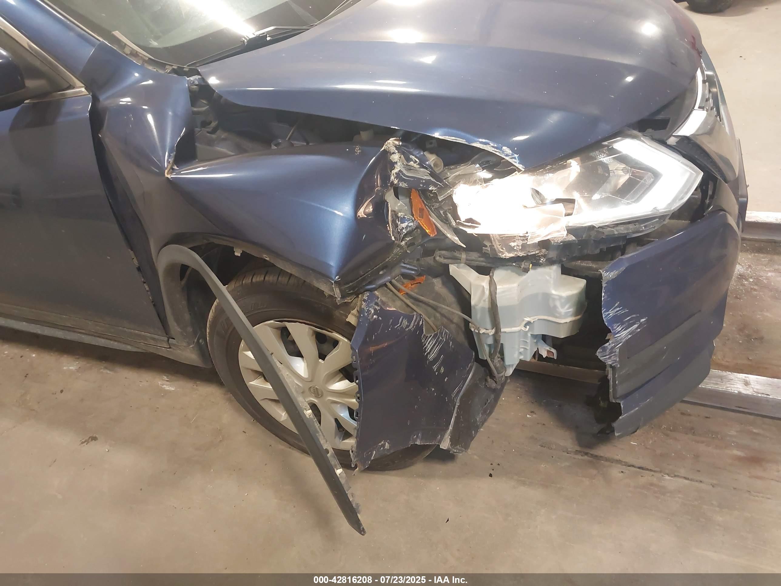 NISSAN ROGUE image 6