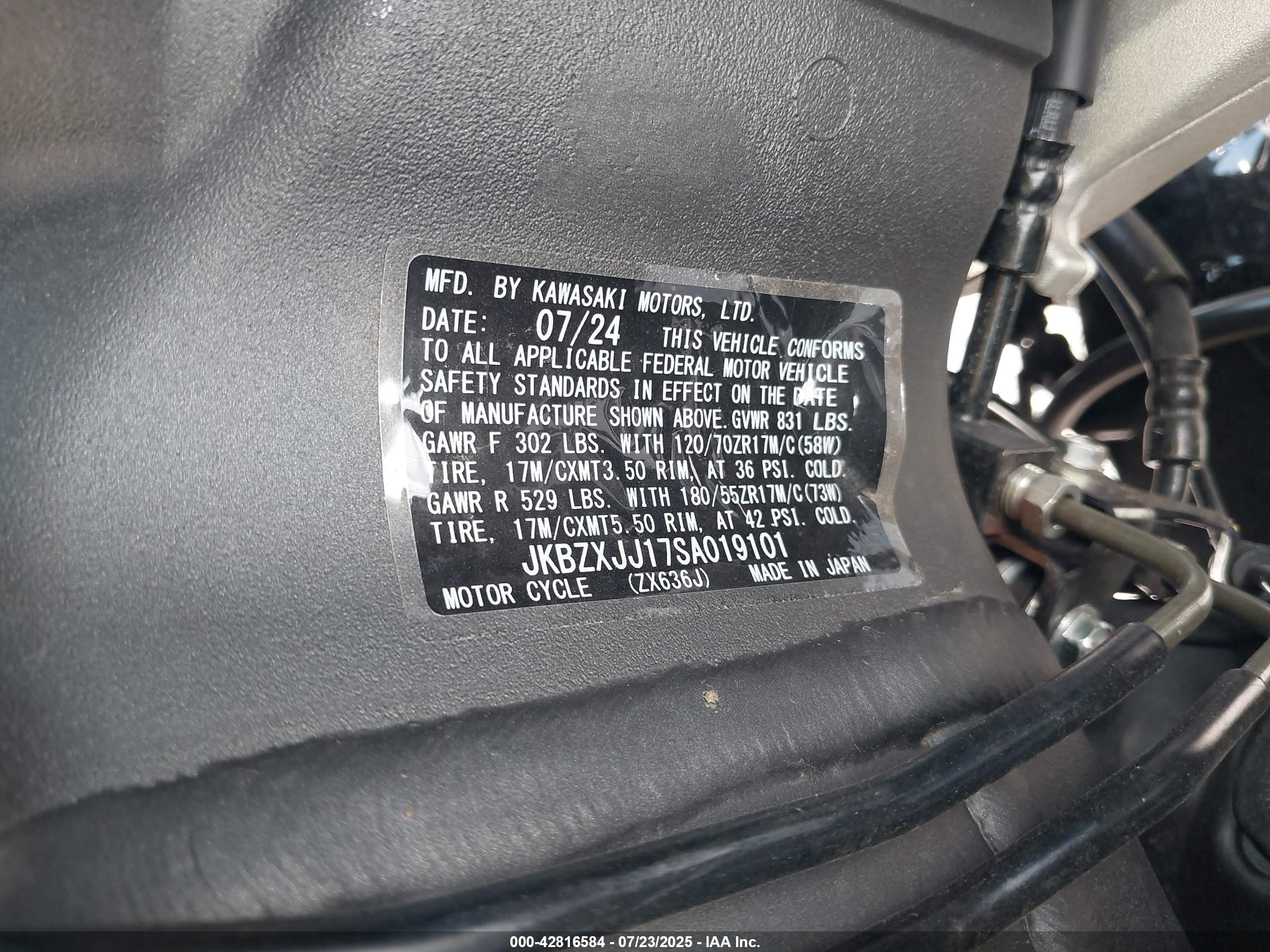 KAWASAKI ZX636 image 10