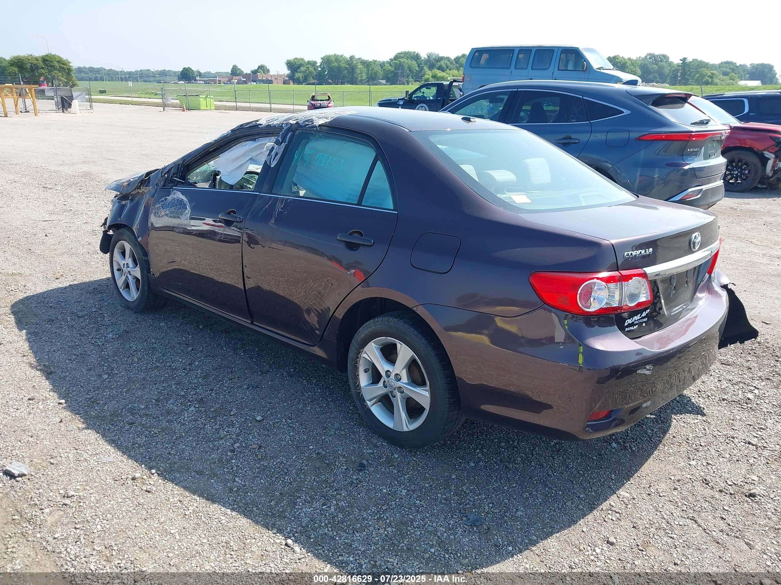 TOYOTA COROLLA image 3