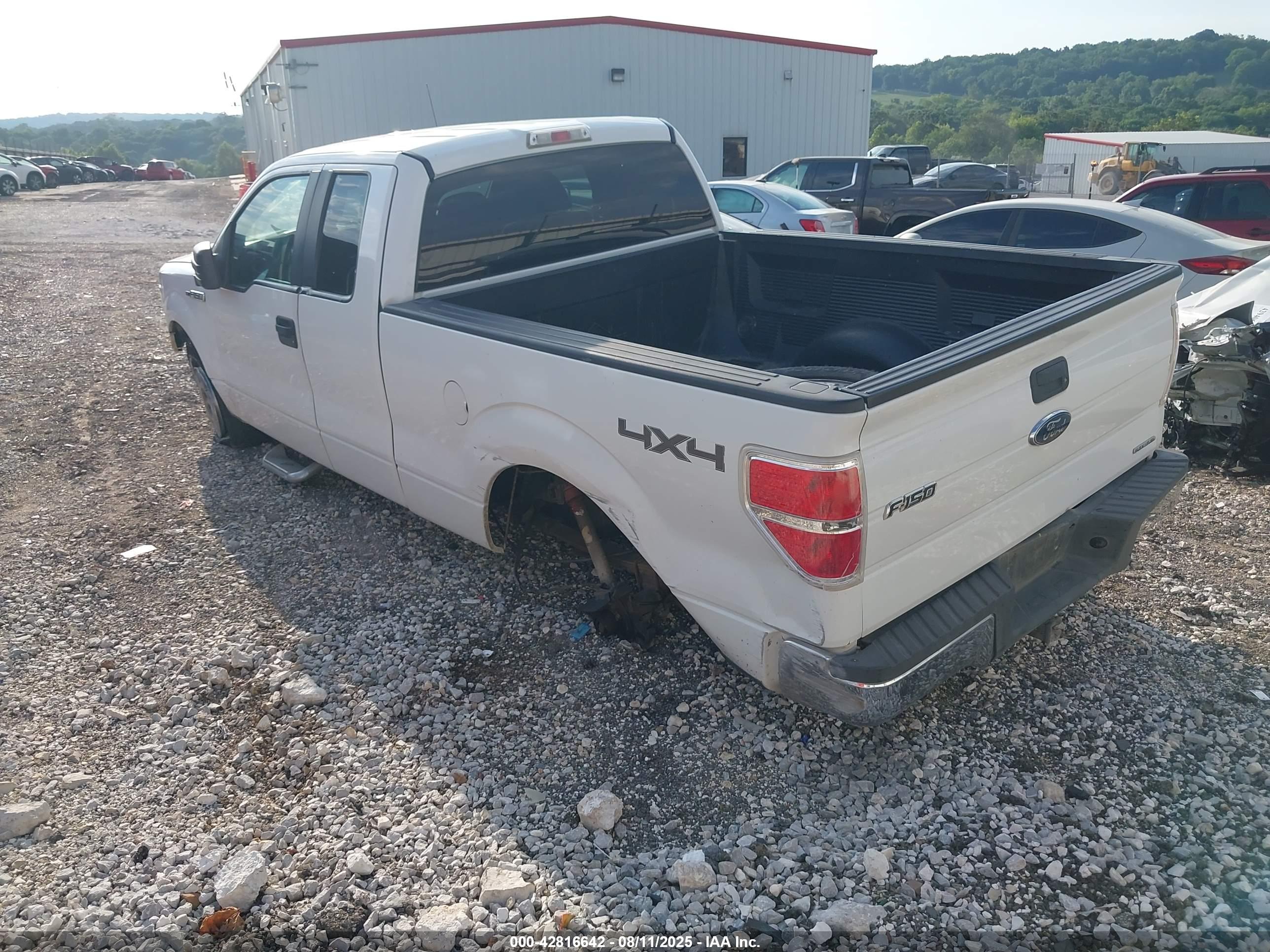 FORD F-150 image 3