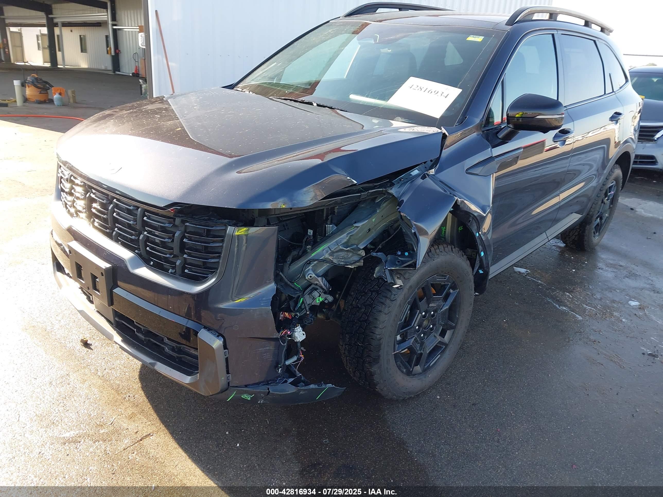 KIA SORENTO image 6