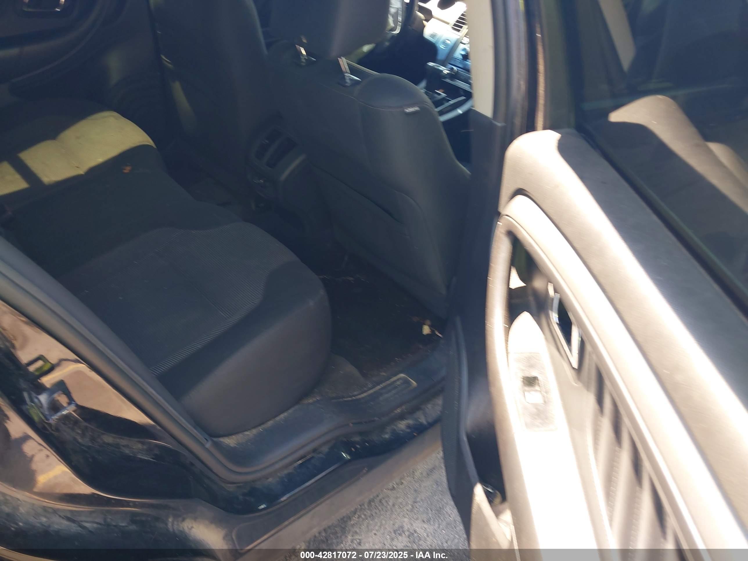 FORD TAURUS image 8