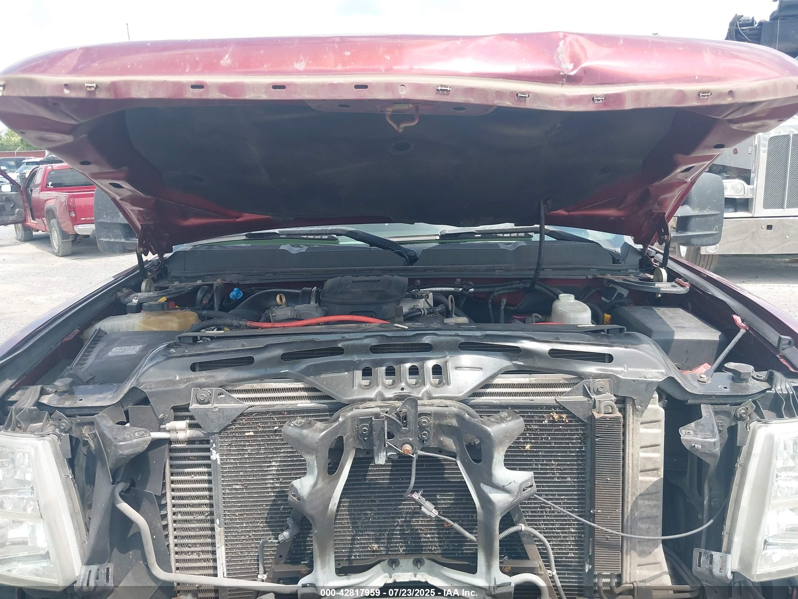 CHEVROLET SILVERADO image 10