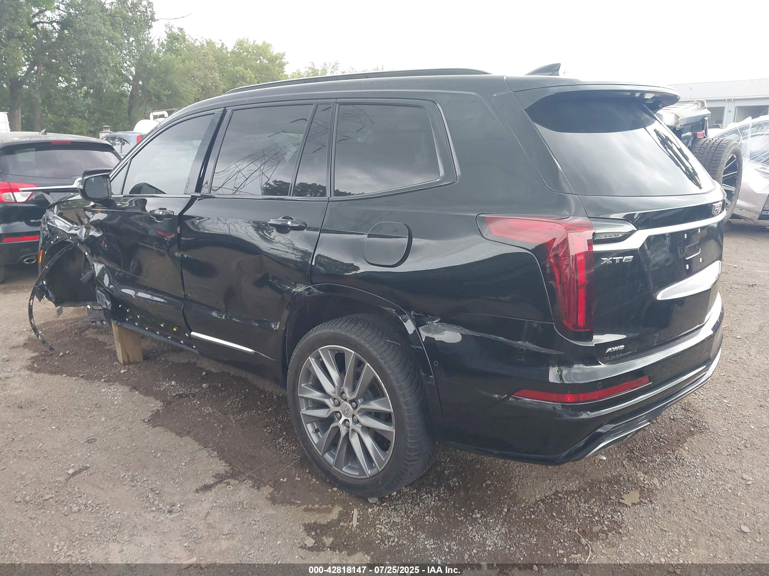 CADILLAC XT6 image 3