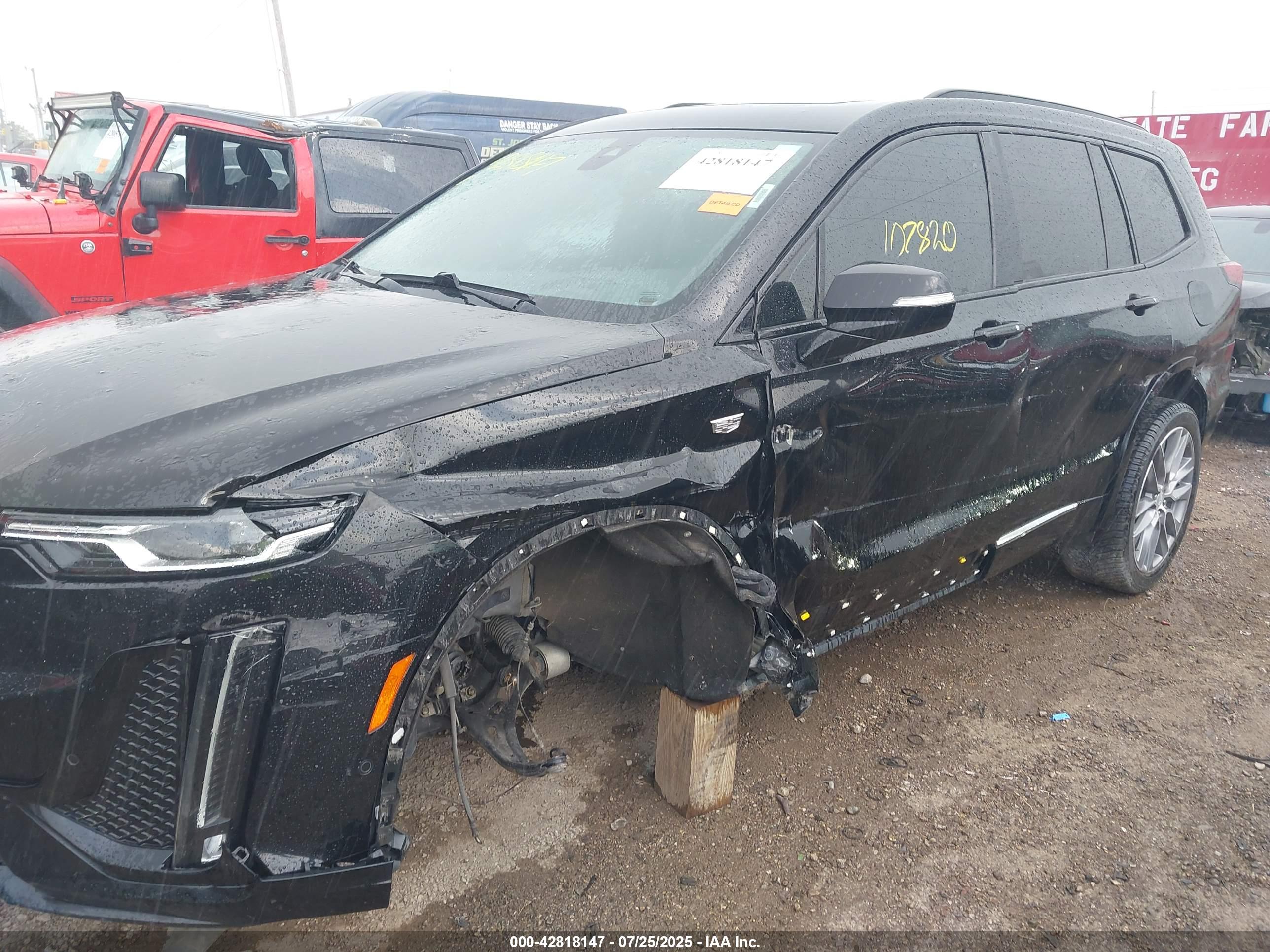 CADILLAC XT6 image 6
