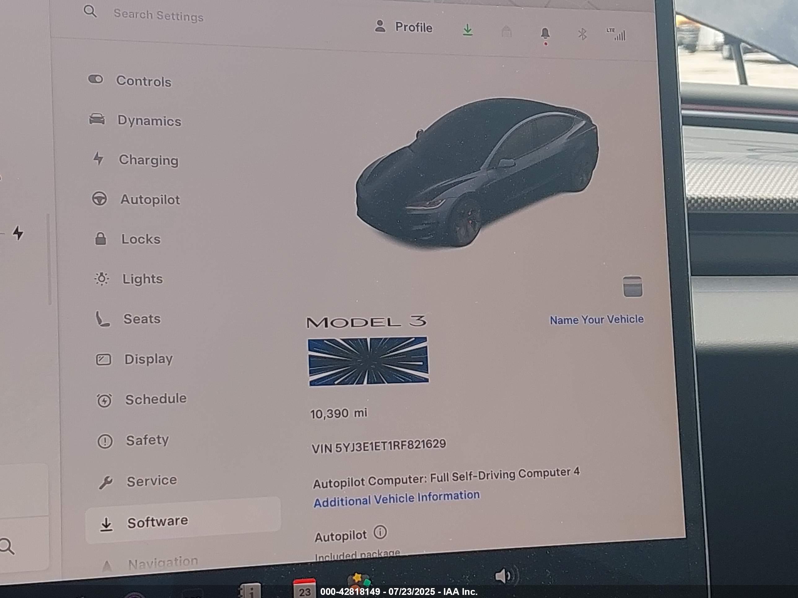 TESLA MODEL image 7