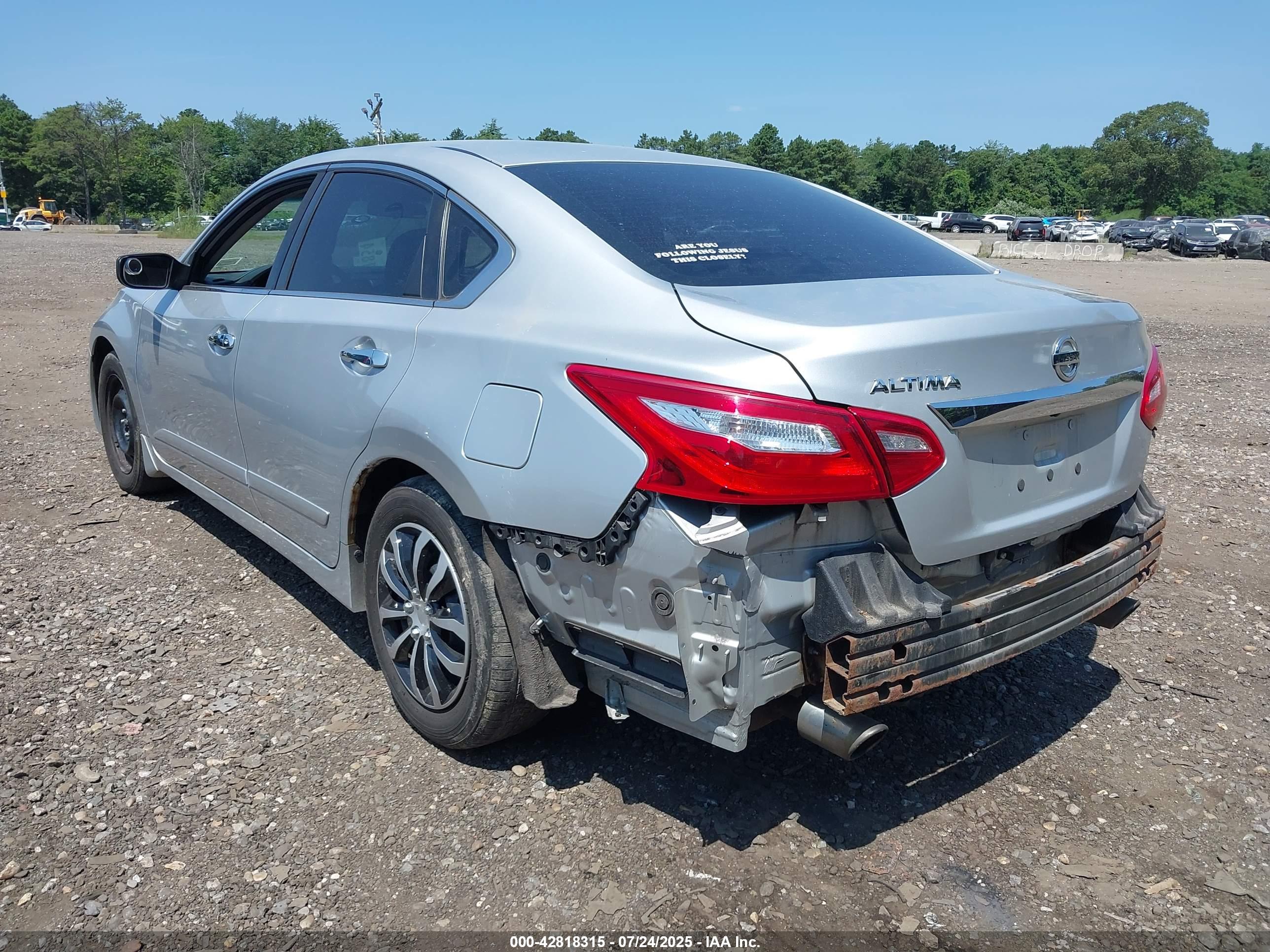 NISSAN ALTIMA image 3