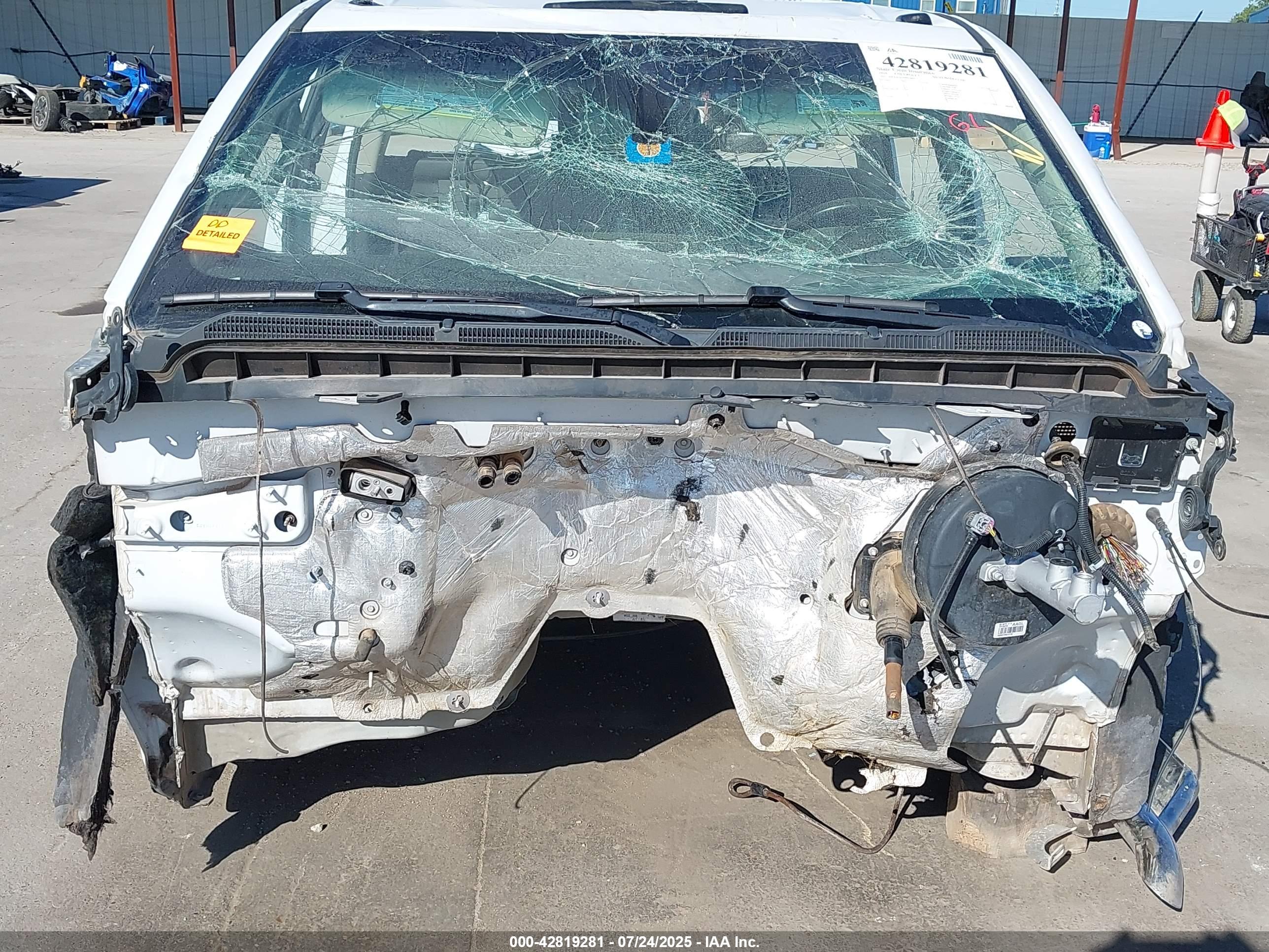 CHEVROLET SILVERADO image 10
