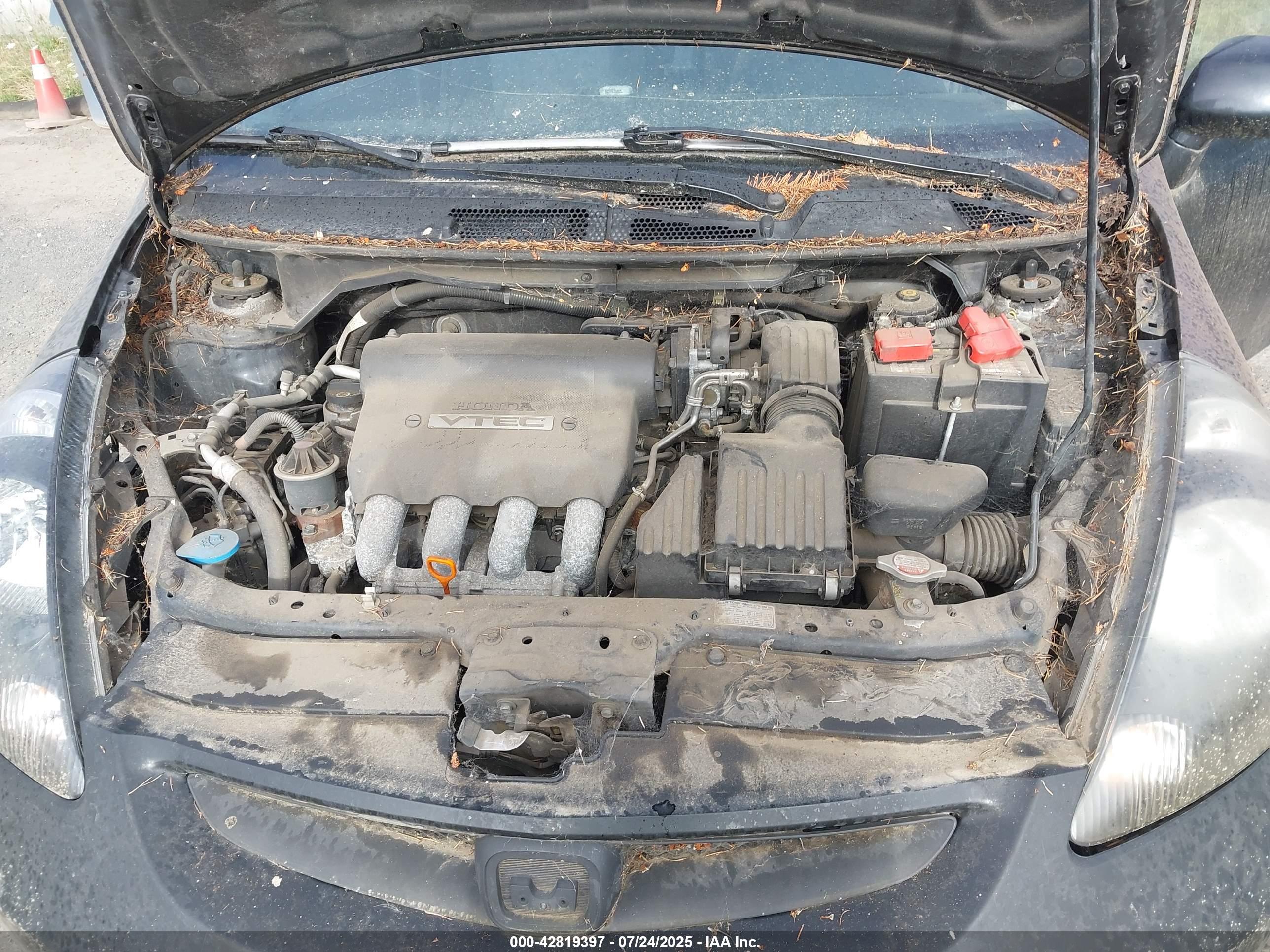 HONDA FIT image 10