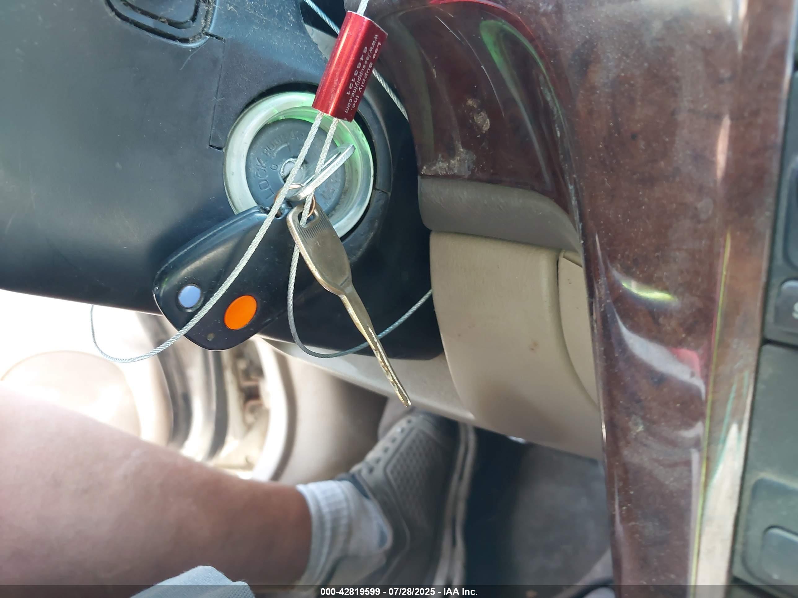 SUBARU OUTBACK image 11