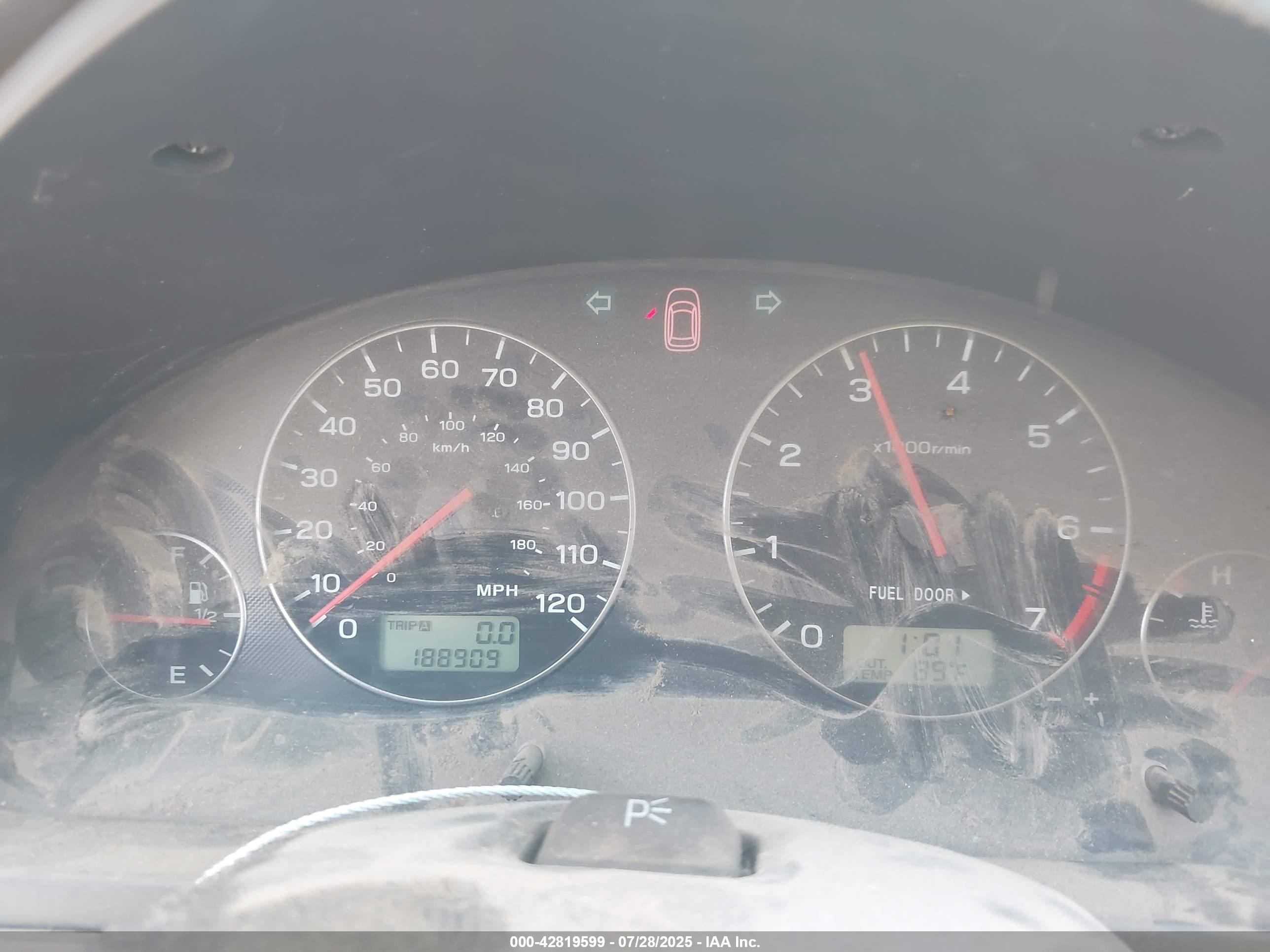 SUBARU OUTBACK image 7
