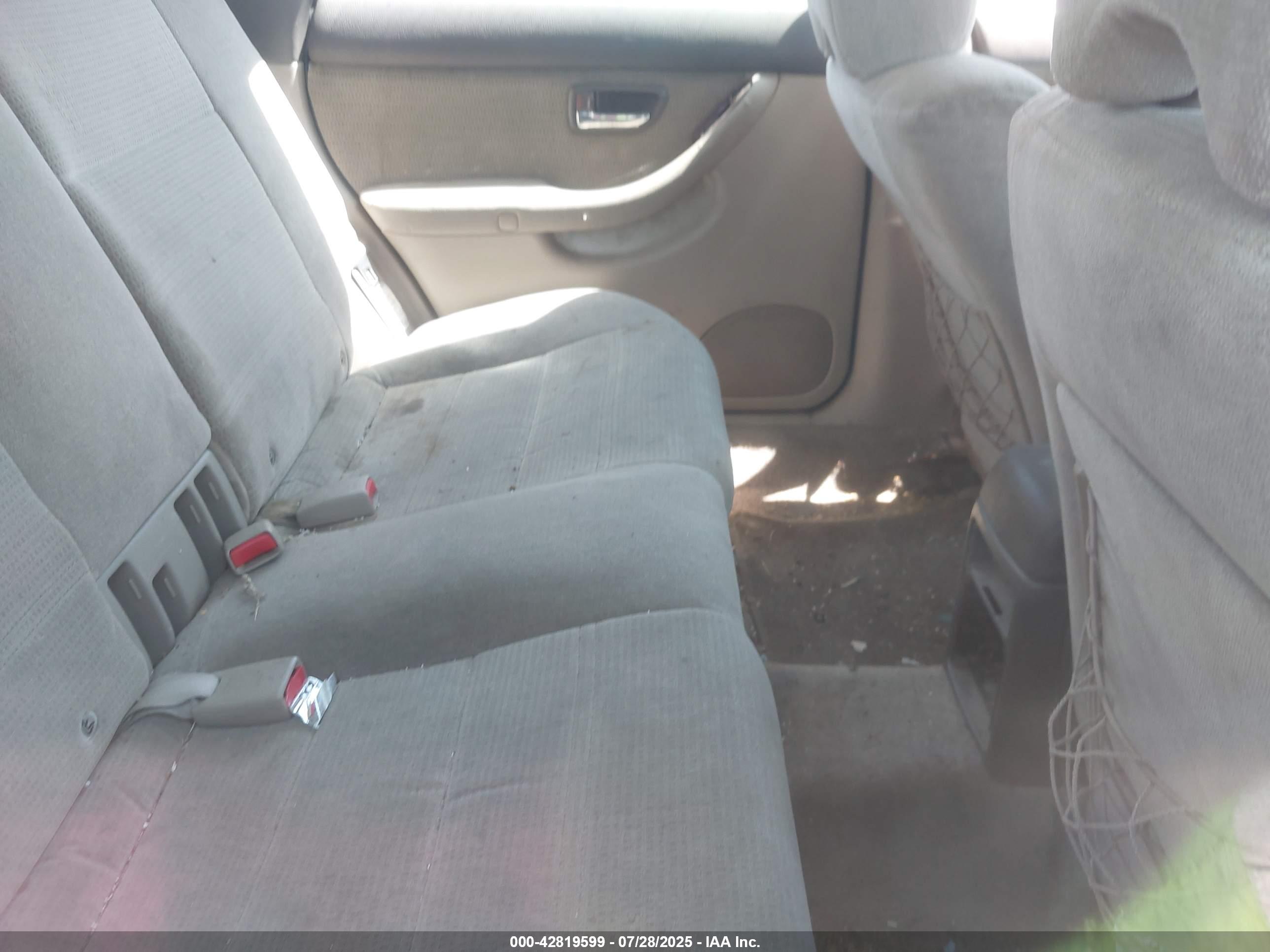 SUBARU OUTBACK image 8