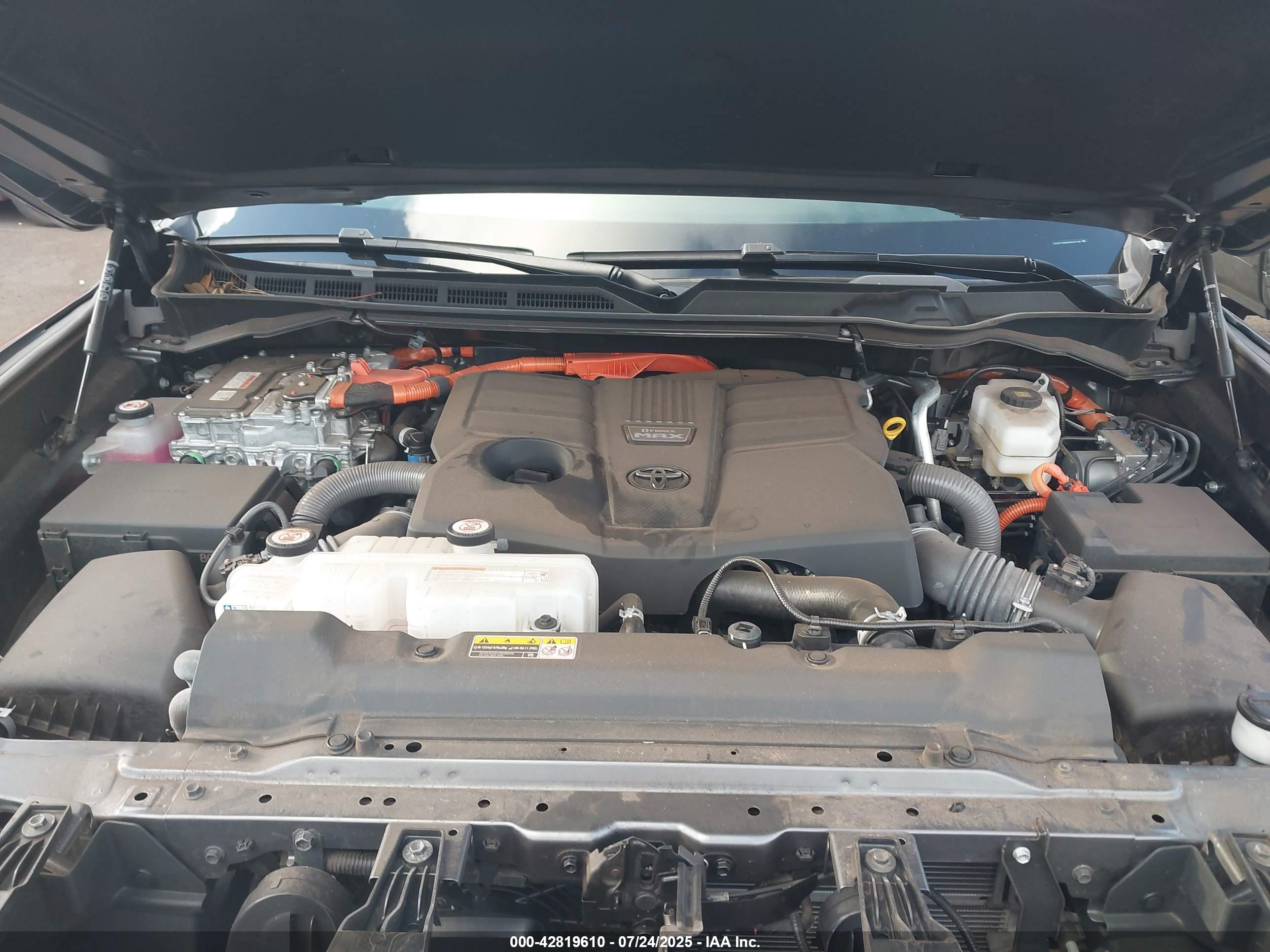 TOYOTA TUNDRA image 10