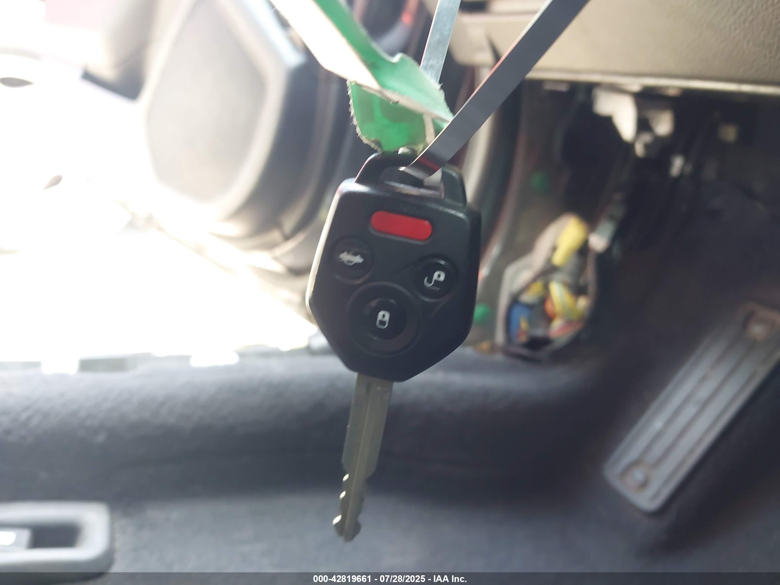 SUBARU OUTBACK image 11