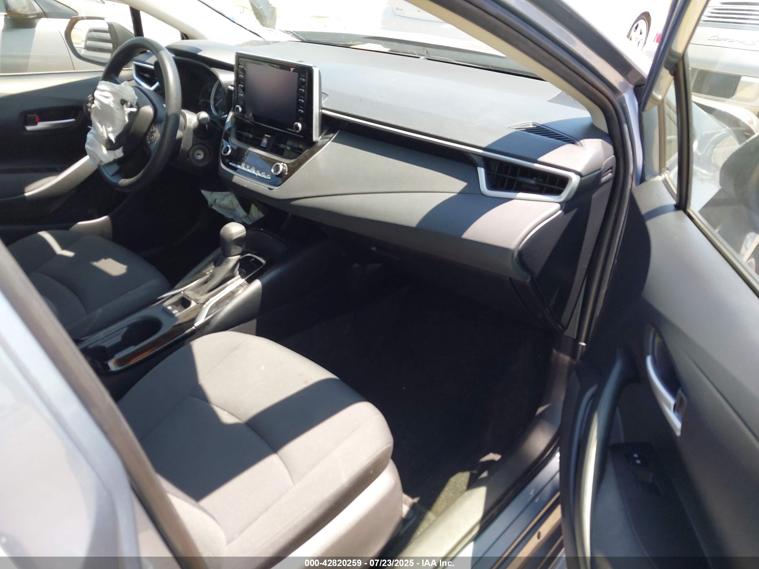 TOYOTA COROLLA image 5